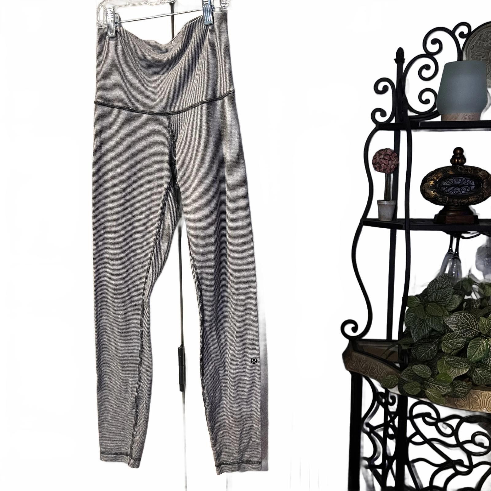 Lululemon Lululemon Gray Women's Leggings Size 32" / US 10 / IT 46 - 2 Thumbnail