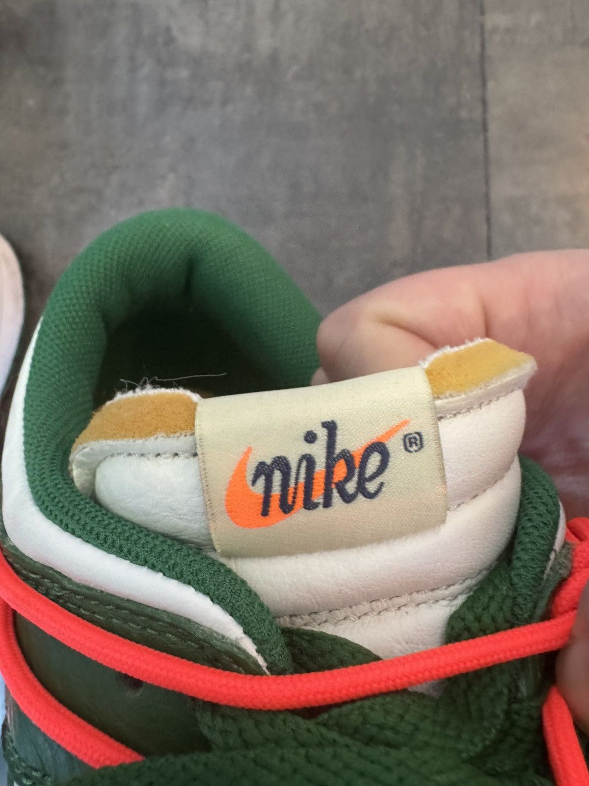 Nike × Off-White 2019 Nike x Off-White Dunk Low “Pine Green” Size US 11.5 / EU 44-45 - 6 Thumbnail