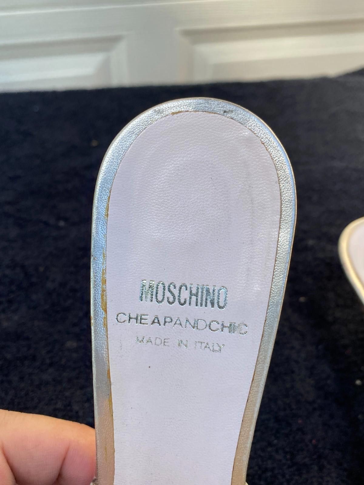 Moschino Moschino Gold Bow Slip-On Sandals Women's Size 38.5/8 (S634) Size US 8 / IT 38 - 7 Thumbnail