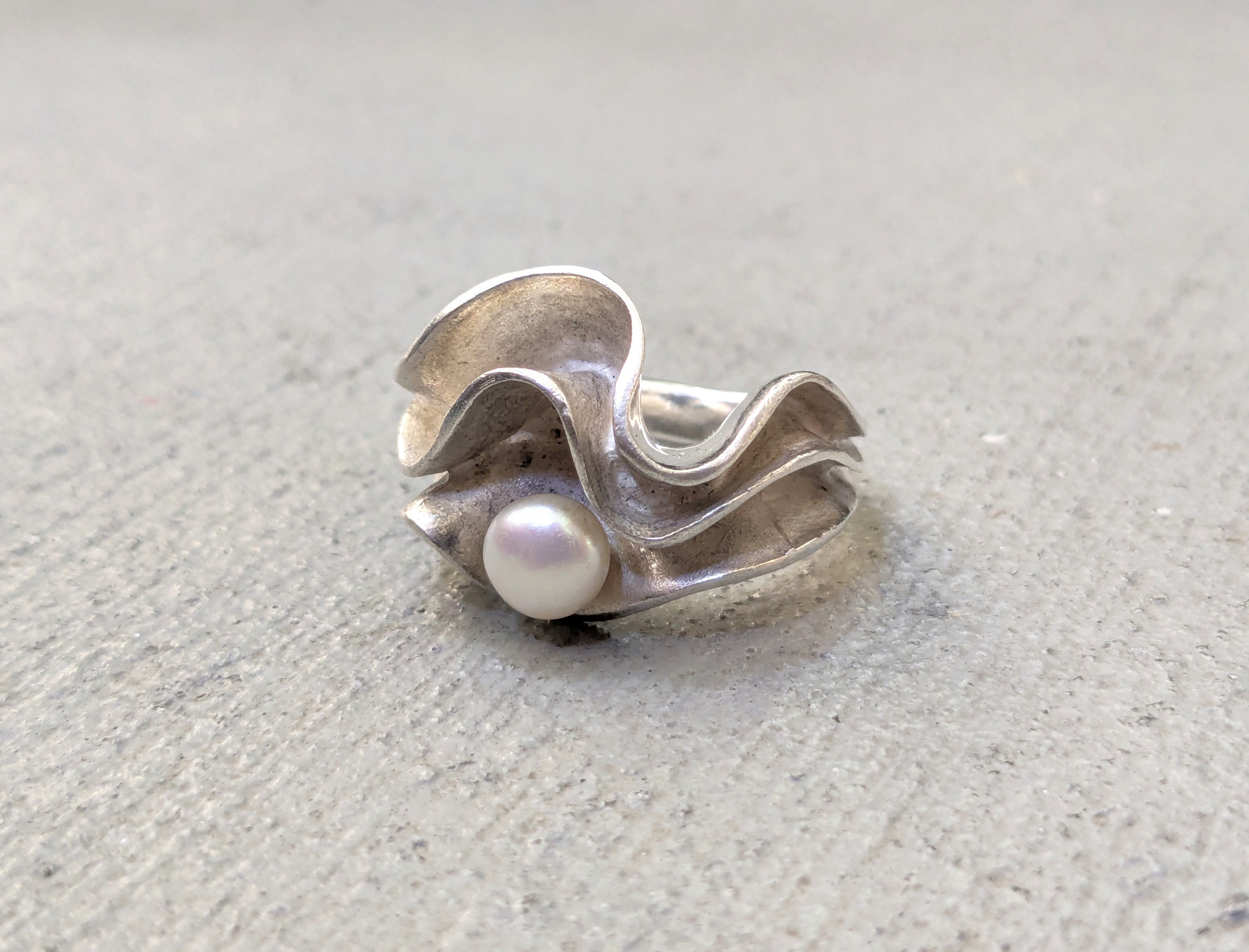 Other Vintage Sterling Silver Ring Pearl 7.5 Modern Abstract Size ONE SIZE - 1 Thumbnail