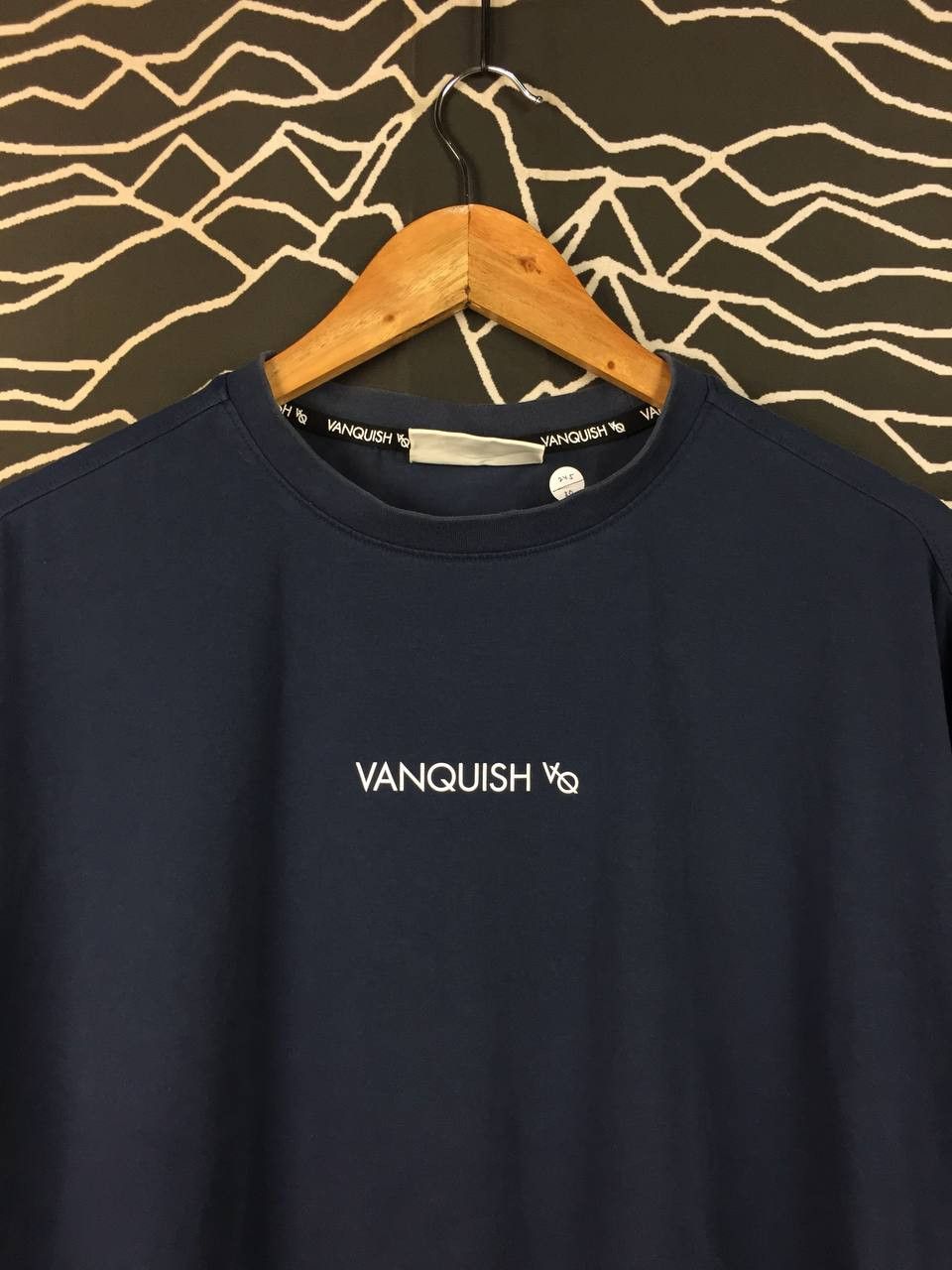 Vanquish Vanquish Fitness VQ Central Logo Oversized Gym Training Tee Size US L / EU 52-54 / 3 - 3 Thumbnail