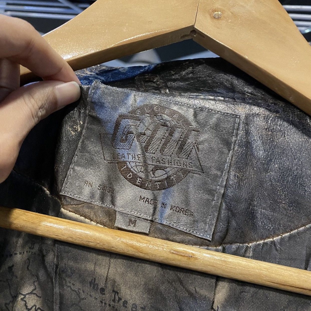 Harley Davidson RareVINTAGE Harley Davidson Distressed Bomber Leather Jacket Size US M / EU 48-50 / 2 - 22 Thumbnail