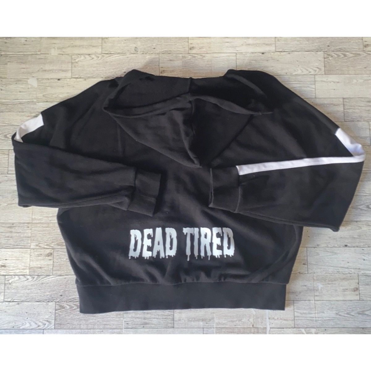 Forever 21 F21 Contemporary, “Dead Tired”, Lace Up Front Hoodie Size M / US 6-8 / IT 42-44 - 14 Thumbnail