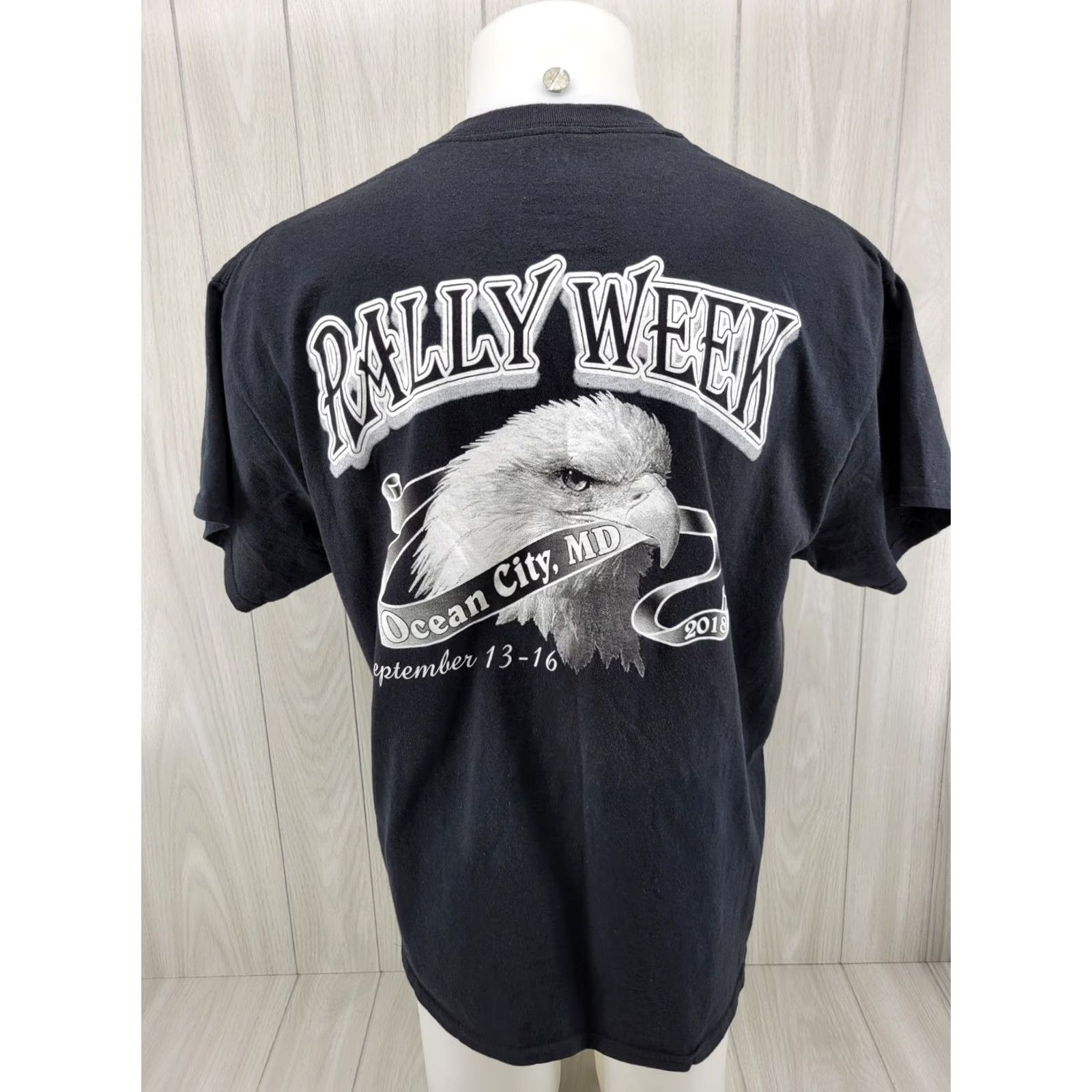 Gildan VINTAGE Men’s Shirt Black 2018 Ocean City MD XL Bike Rally Week Ride Hard Shirt Size US XL / EU 56 / 4 - 2 Thumbnail