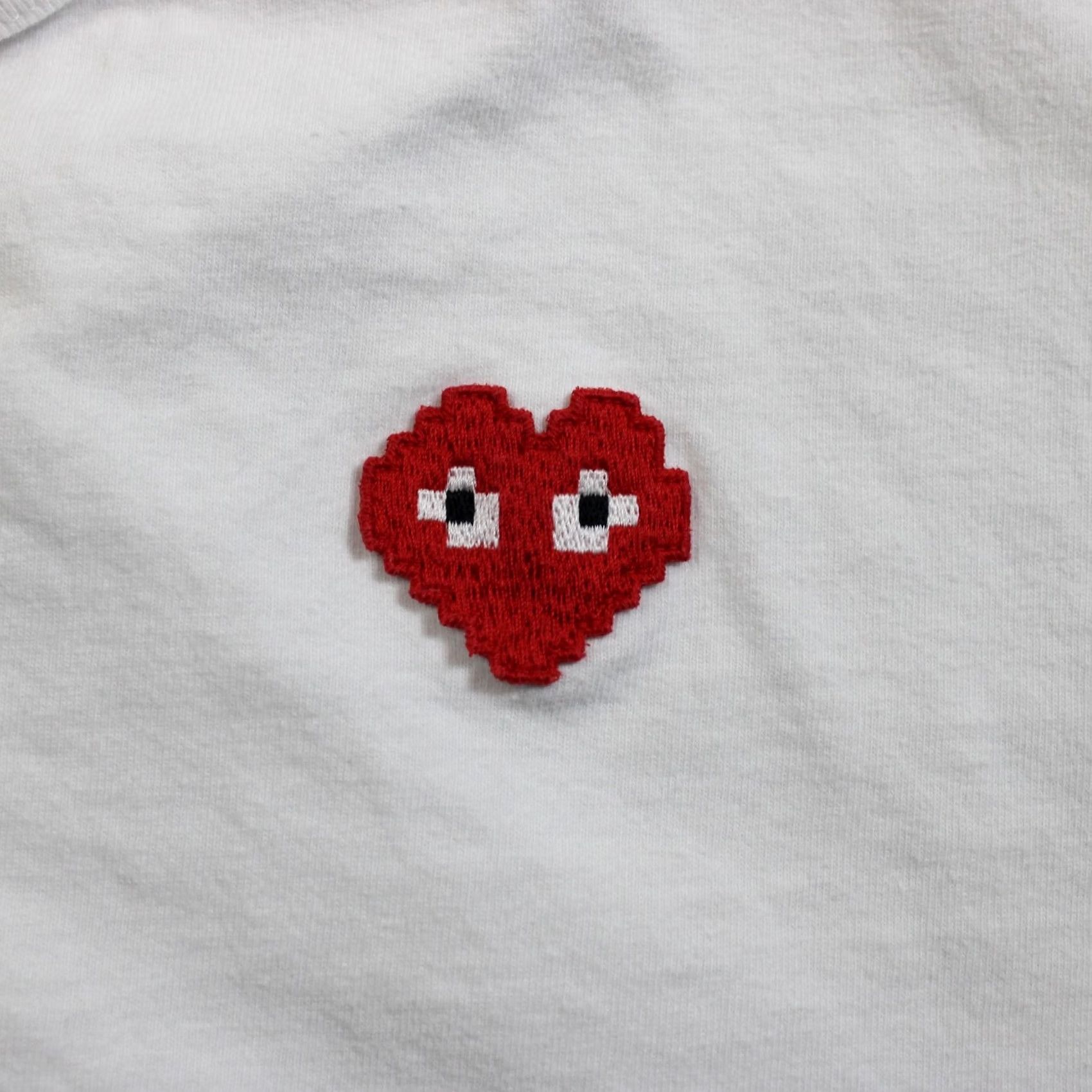 Vintage VINTAGE? No — Play Comme Des Garçons Shirt Womens XL White Heart Logo Streetwear Made Japan Shirt Womens XL White Heart Logo Size XL / US 12-14 / IT 48-50 - 5 Thumbnail