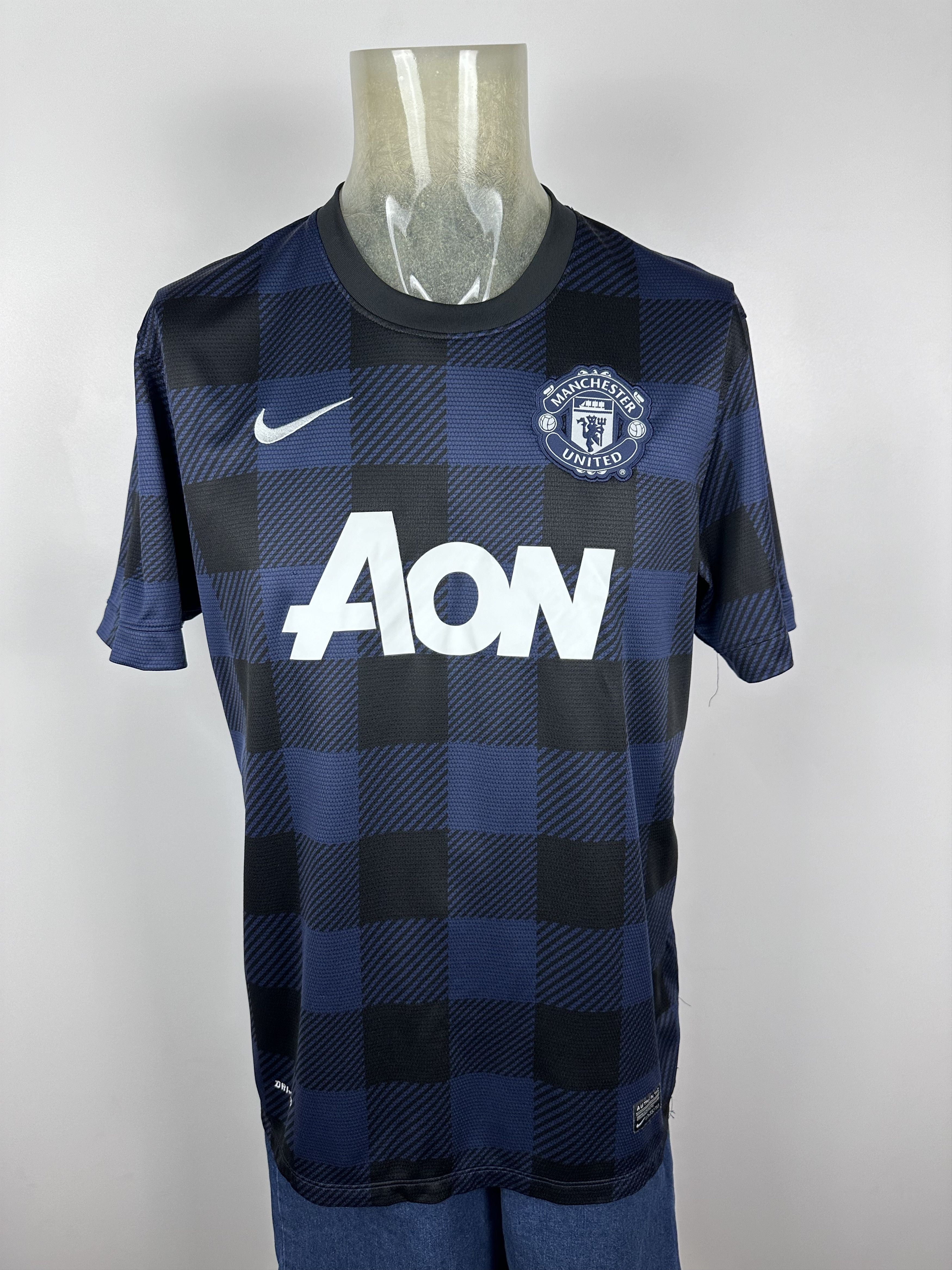 Nike MANCHESTER UNITED 2013 2014 FOOTBALL SHIRT SOCCER JERSEY Size US L / EU 52-54 / 3 - 1 Thumbnail