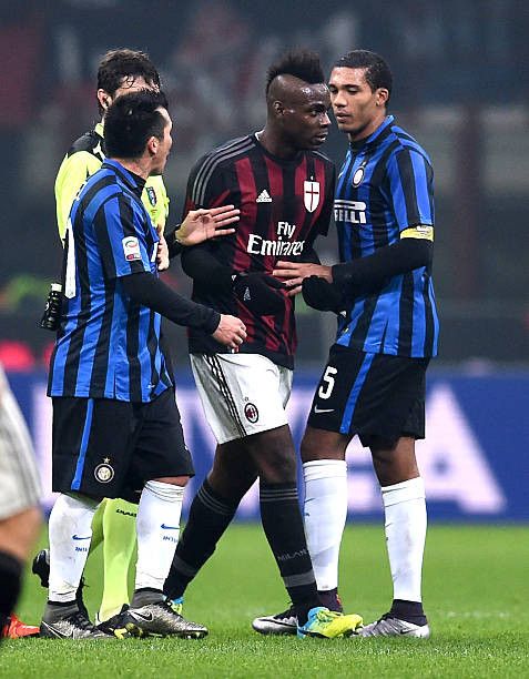 Adidas Ac milan home 2015/2016 balotelli jersey football Size US M / EU 48-50 / 2 - 12 Thumbnail