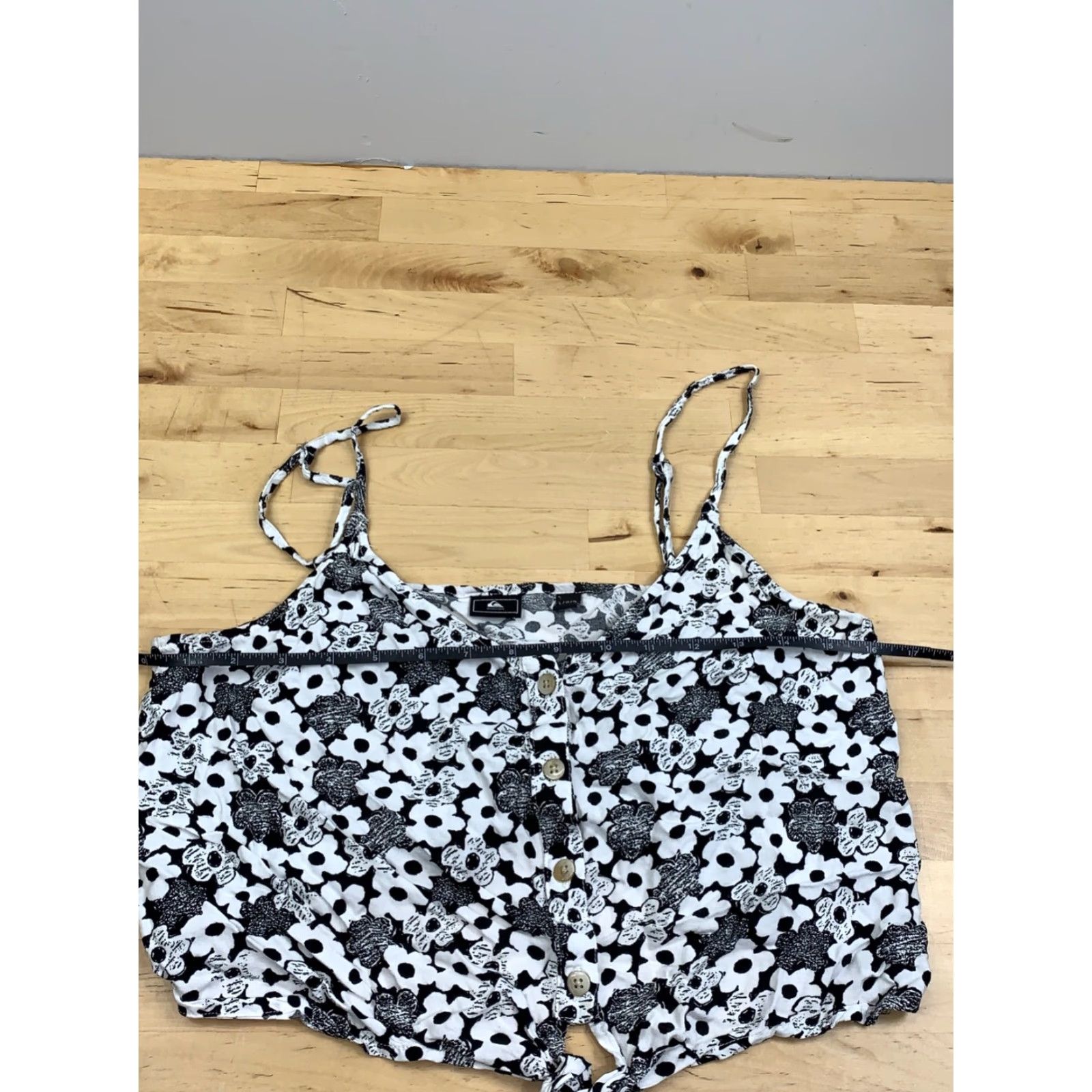 Quiksilver Quiksilver Womens Blouse Crop Top L White Floral Beach Casual #8482 Size L / US 10 / IT 46 - 6 Thumbnail