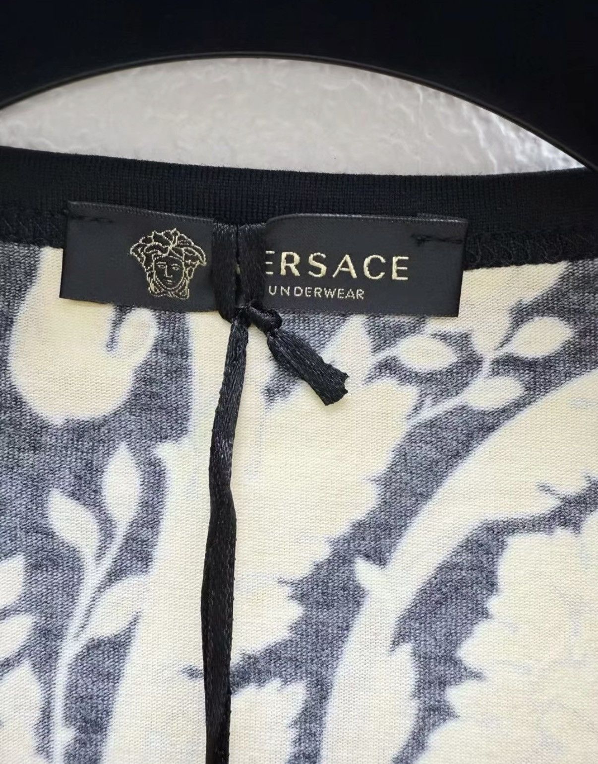 Versace VERSACE High Stretch Short Sleeve T-shirt J30 Size US M / EU 48-50 / 2 - 4 Thumbnail