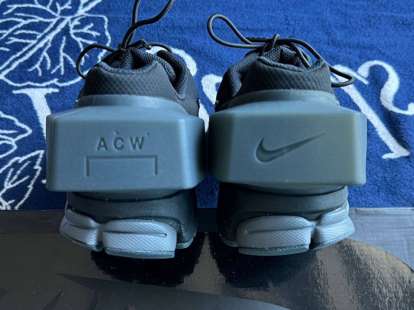 A-COLD-WALL* × Nike Nike x A-COLD-WALL ACW Zoom Vomero 5 Samuel Ross Size US 12 / EU 45 - 8 Thumbnail