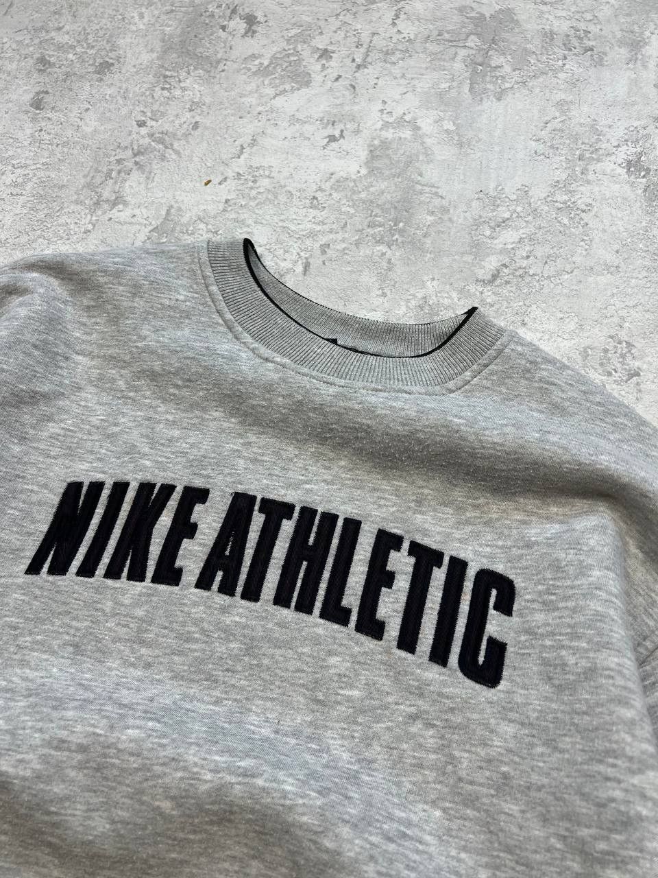 Nike Vintage Nike Athletic Sweatshirt Embroidered Big Logo Size US L / EU 52-54 / 3 - 4 Thumbnail