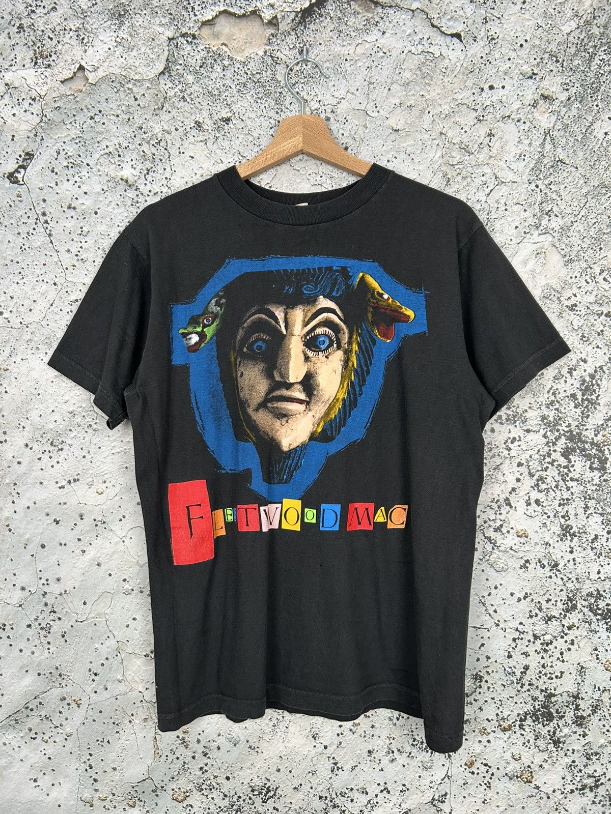 Band Tees Vintage Fleetwood Mac 90s Rare Mask Rock Band Tee Archive Size US M / EU 48-50 / 2 - 1 Thumbnail