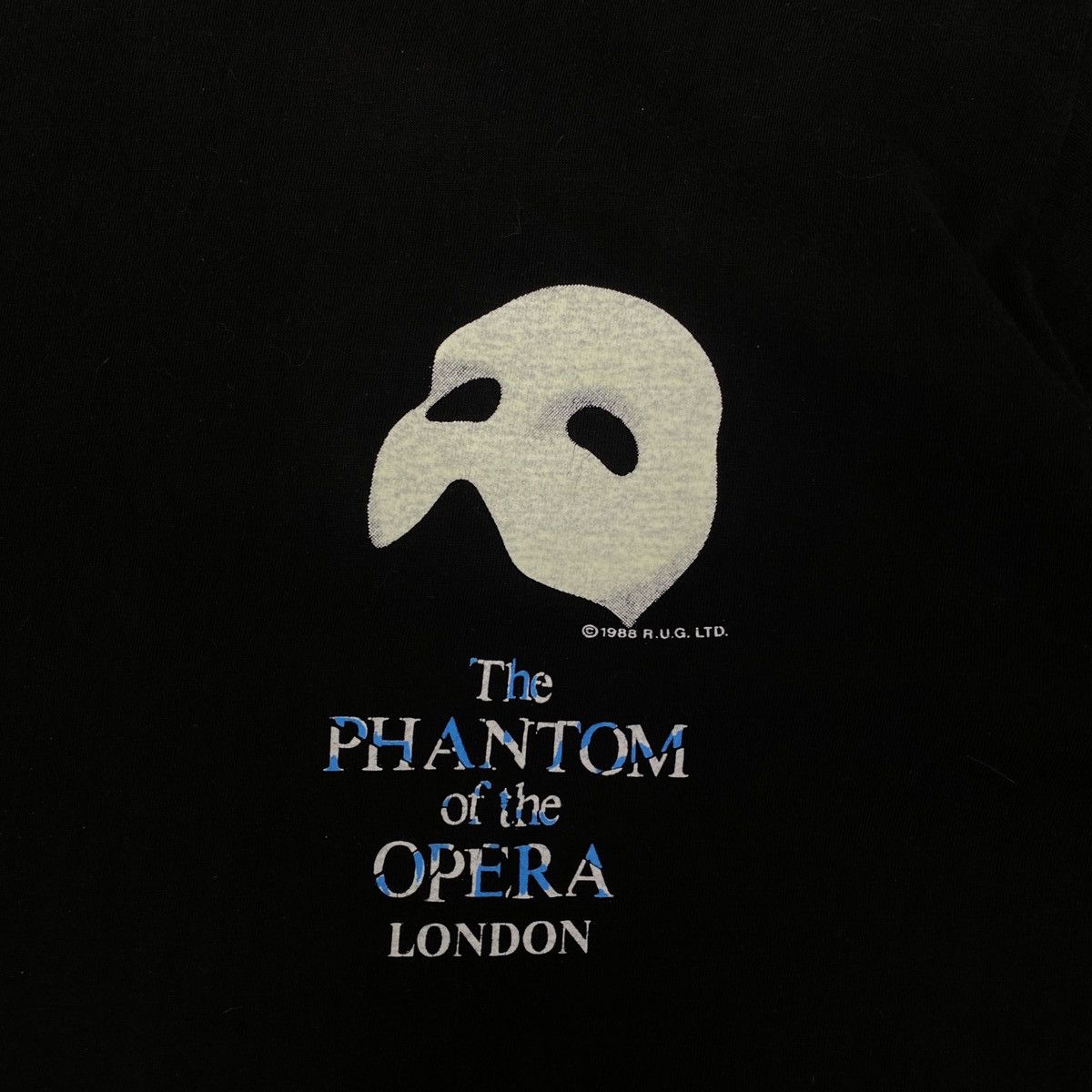 Vintage THE PHANTOM OF THE OPERA LONDON VINTAGE 90s T-Shirt Size US M / EU 48-50 / 2 - 3 Thumbnail