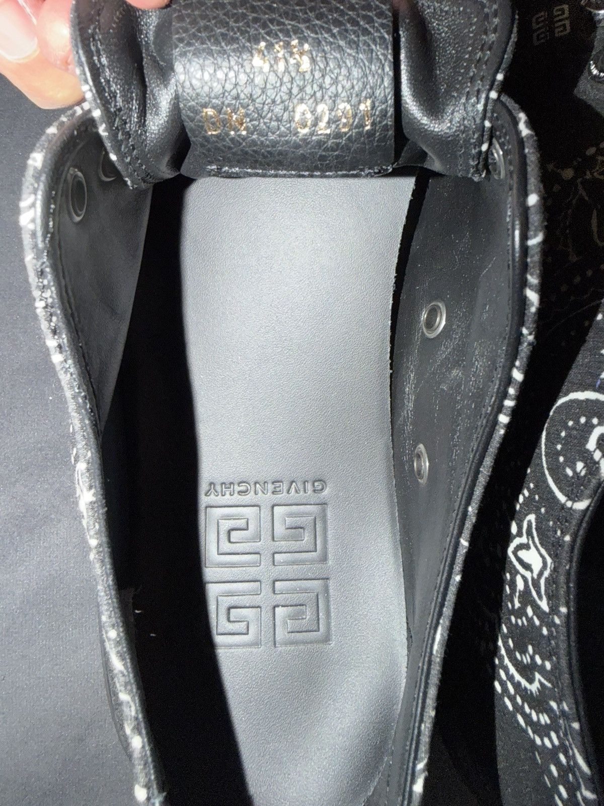 Givenchy Givenchy City Low-Top In 4G ‘Bandana Black White’ Size 41.5 Size US 8.5 / EU 41-42 - 6 Thumbnail