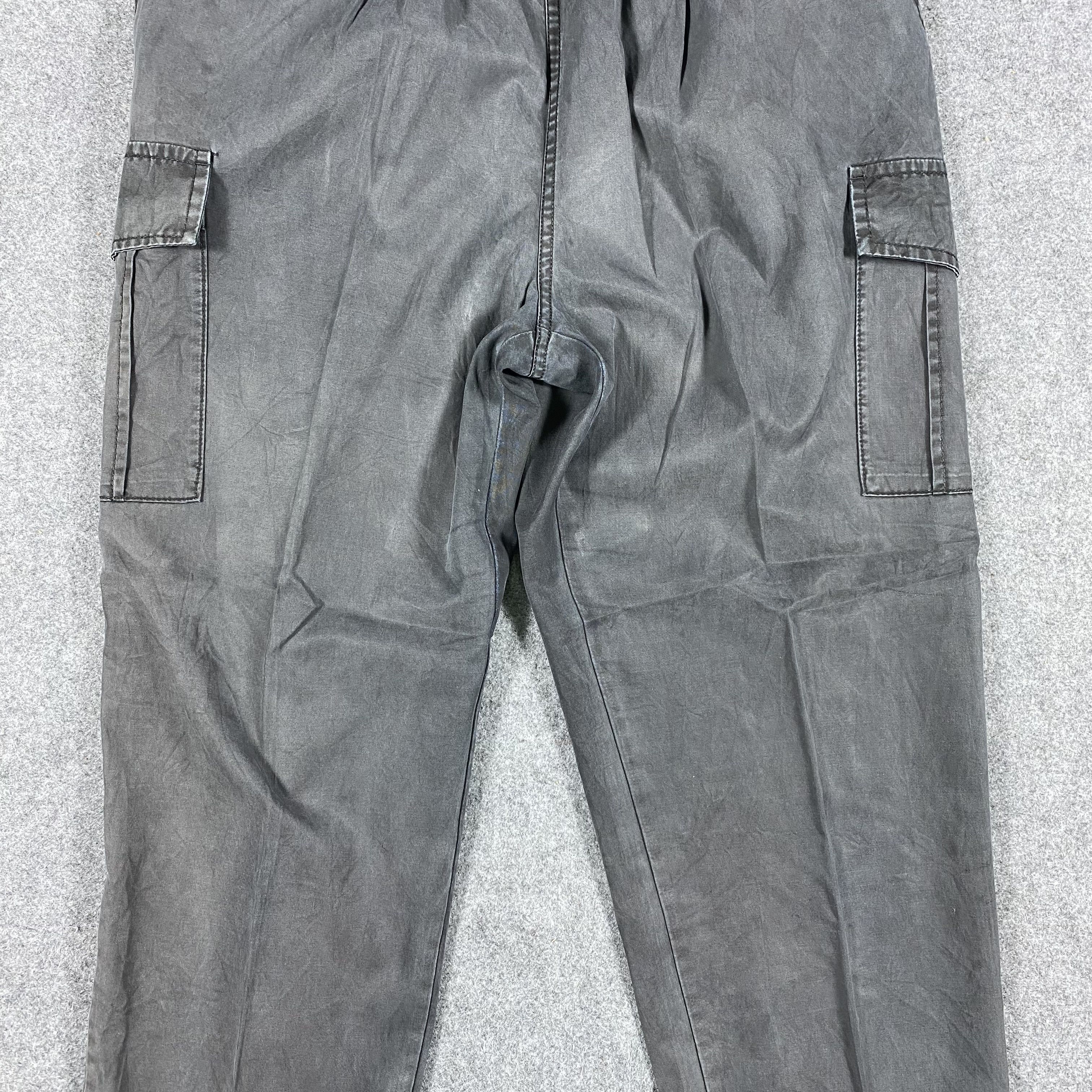 GU Japanese Brand Faded Gu Multipocket Tactical Cargo Pants Size US 29 - 4 Thumbnail