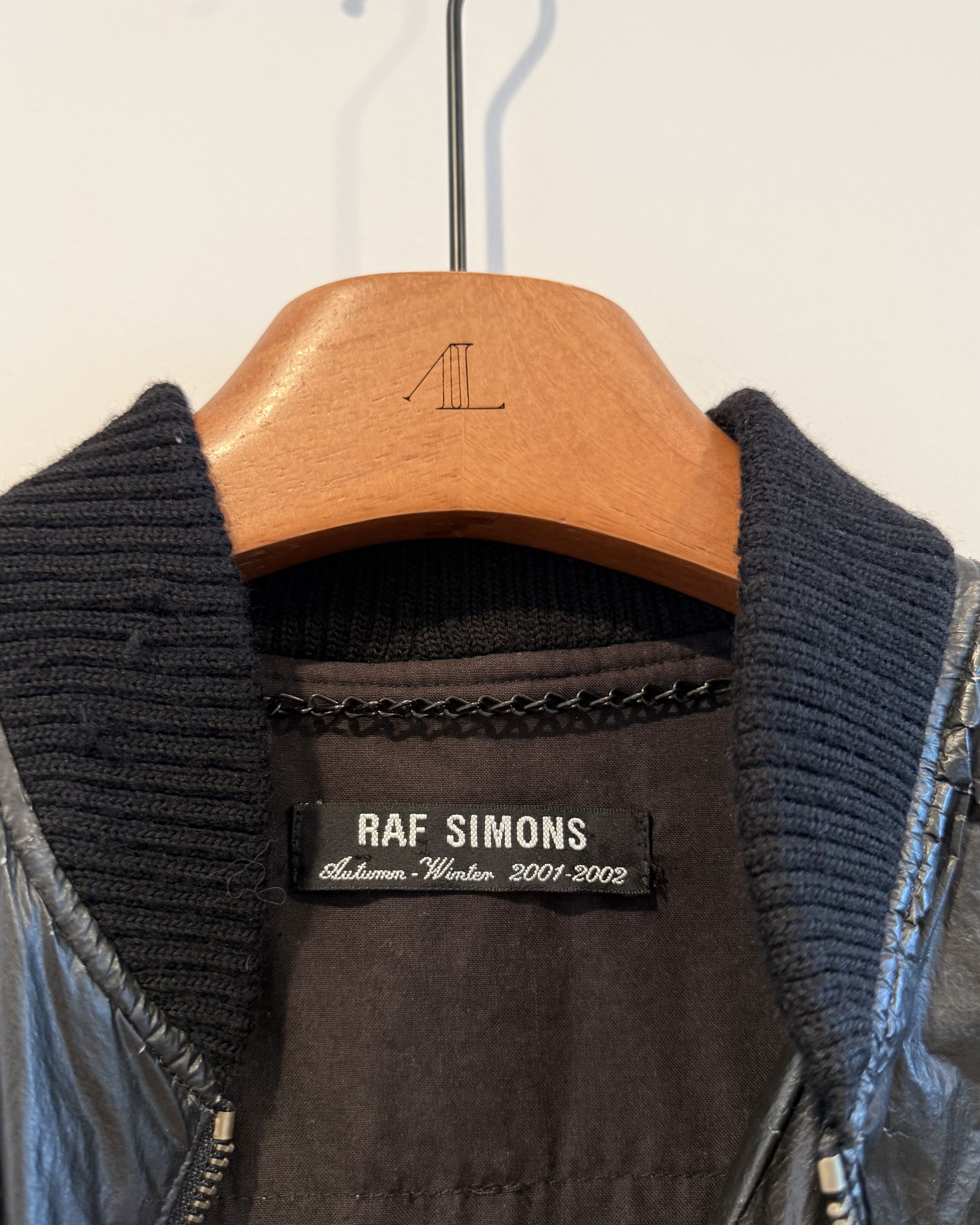 Raf Simons Raf simons Aw2001 “Riot Riot Riot”Bomber Jacket 2001 Size US S / EU 44-46 / 1 - 3 Thumbnail