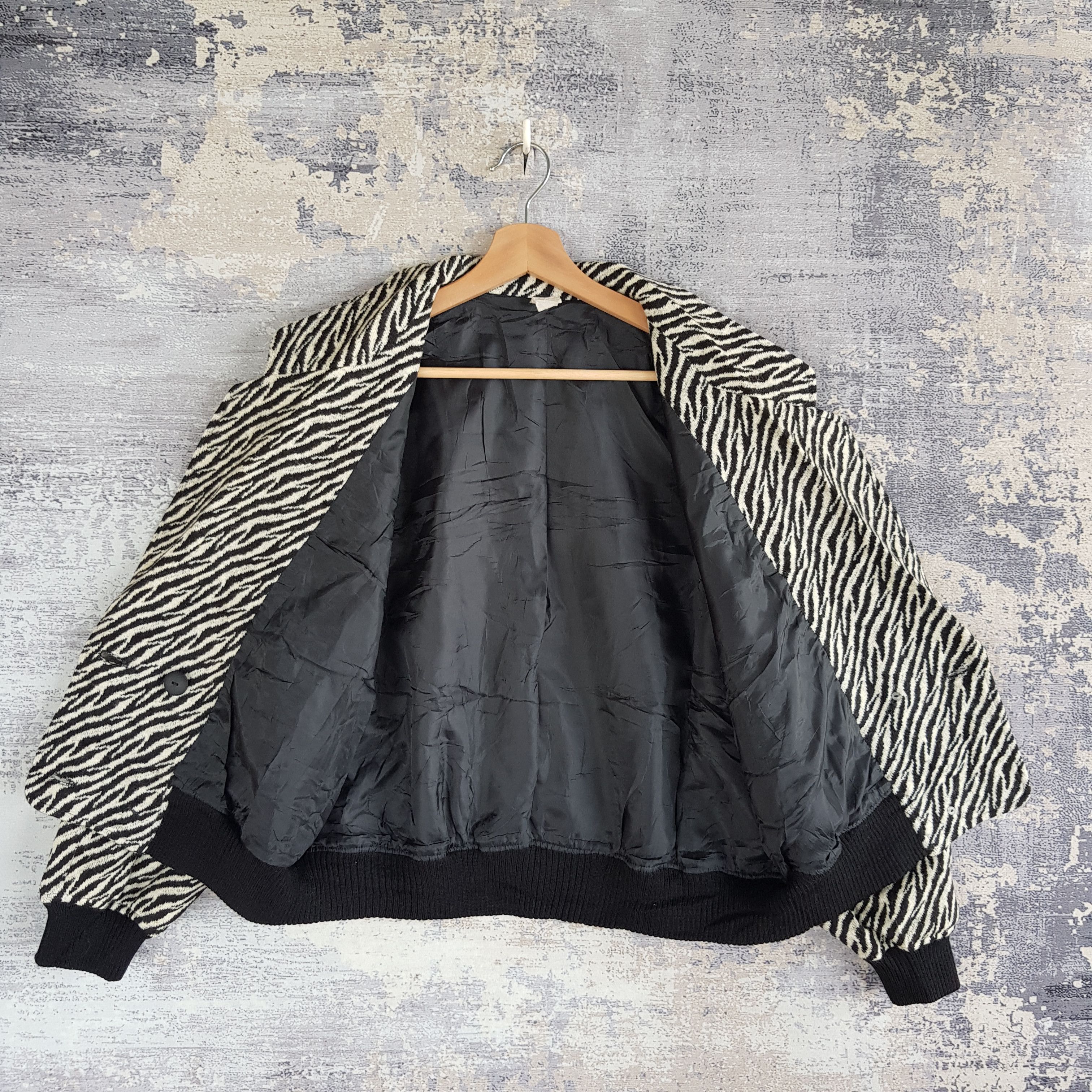 Japanese Brand × Vintage Vintage 90s Baroque Japanese Retro Jacket Baggy Wool Jacket Size US M / EU 48-50 / 2 - 4 Thumbnail
