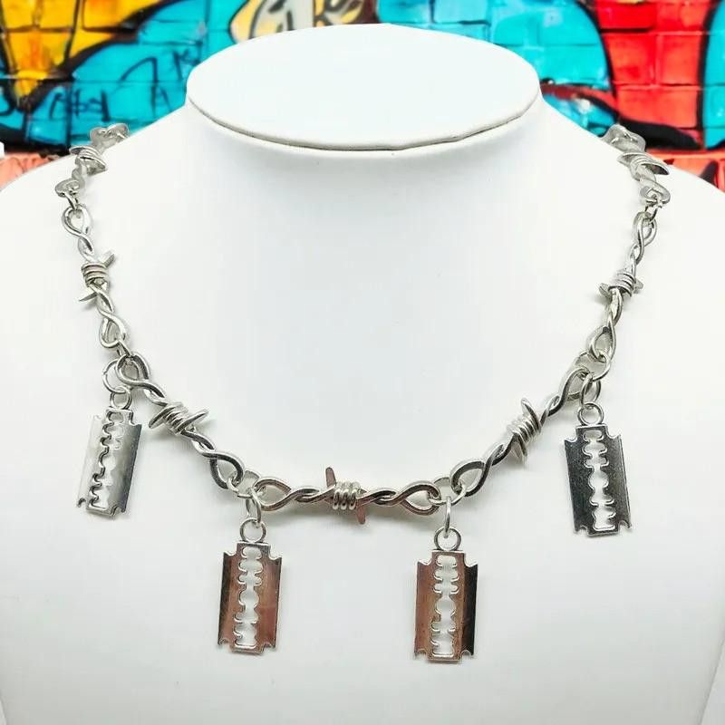 Other Barbed Wire Chunky Necklace alt y2k gothic emo grunge punk Size ONE SIZE - 7 Thumbnail