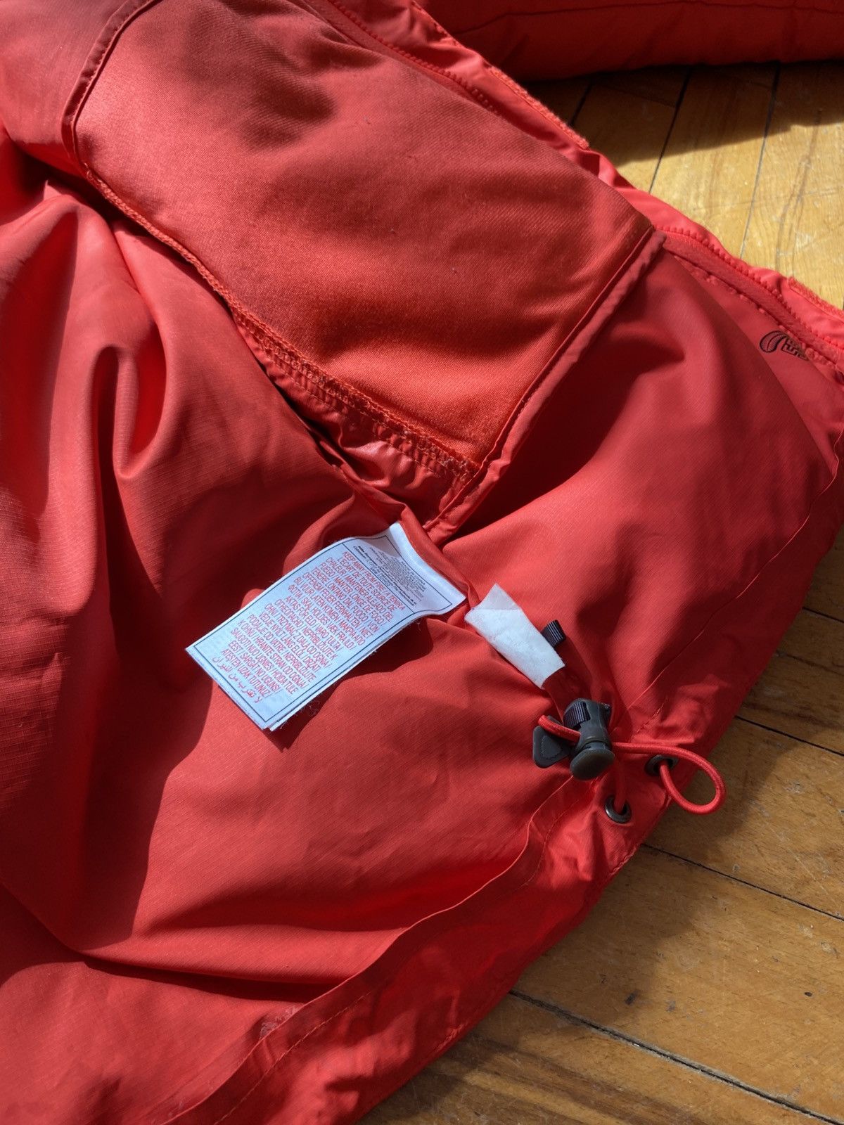 Nike ACG 00s Vintage Nike ACG Down Jacket Gorp core Size US L / EU 52-54 / 3 - 11 Thumbnail