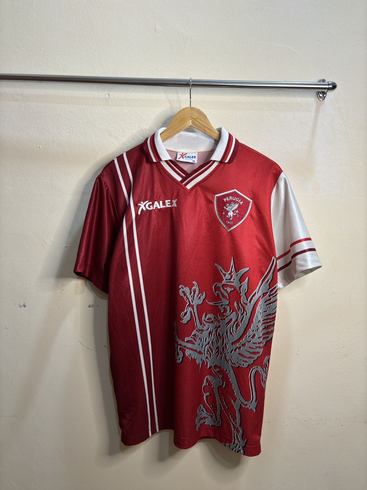 Vintage Vintage Perugia 98-99 Home Jersey Nakata Nameset 7 | Grailed, image size:1200x1600