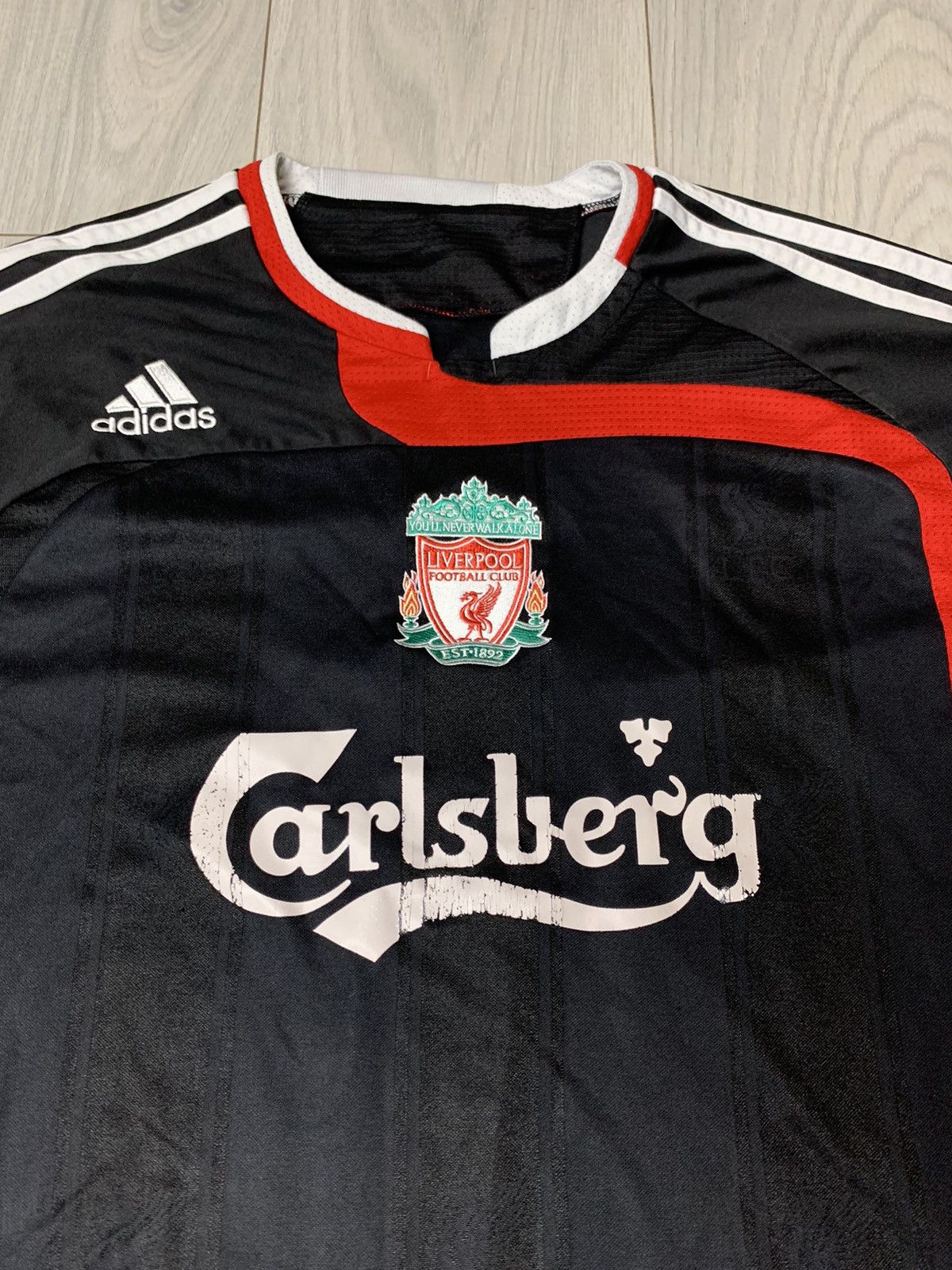 Vintage Vintage Football Jarsey T-Shirt Adidas Liverpool Carlsberg Size US M / EU 48-50 / 2 - 3 Thumbnail