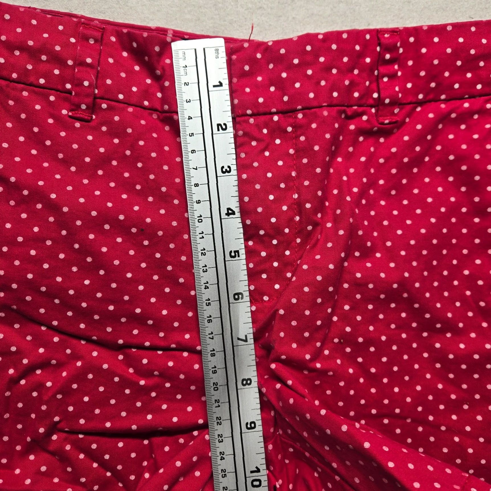 Tommy Hilfiger Tommy Hilfiger Red Poka Dot Shorts Adult Women's Size 8 - Red Solid Pockets Cotton Casual Summer 8 Womens Size 30" / US 8 / IT 44 - 6 Thumbnail
