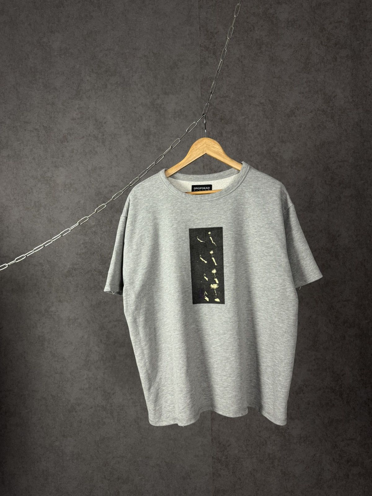 Drop Dead Drop Dead designer center logo tee Size US L / EU 52-54 / 3 - 1 Thumbnail