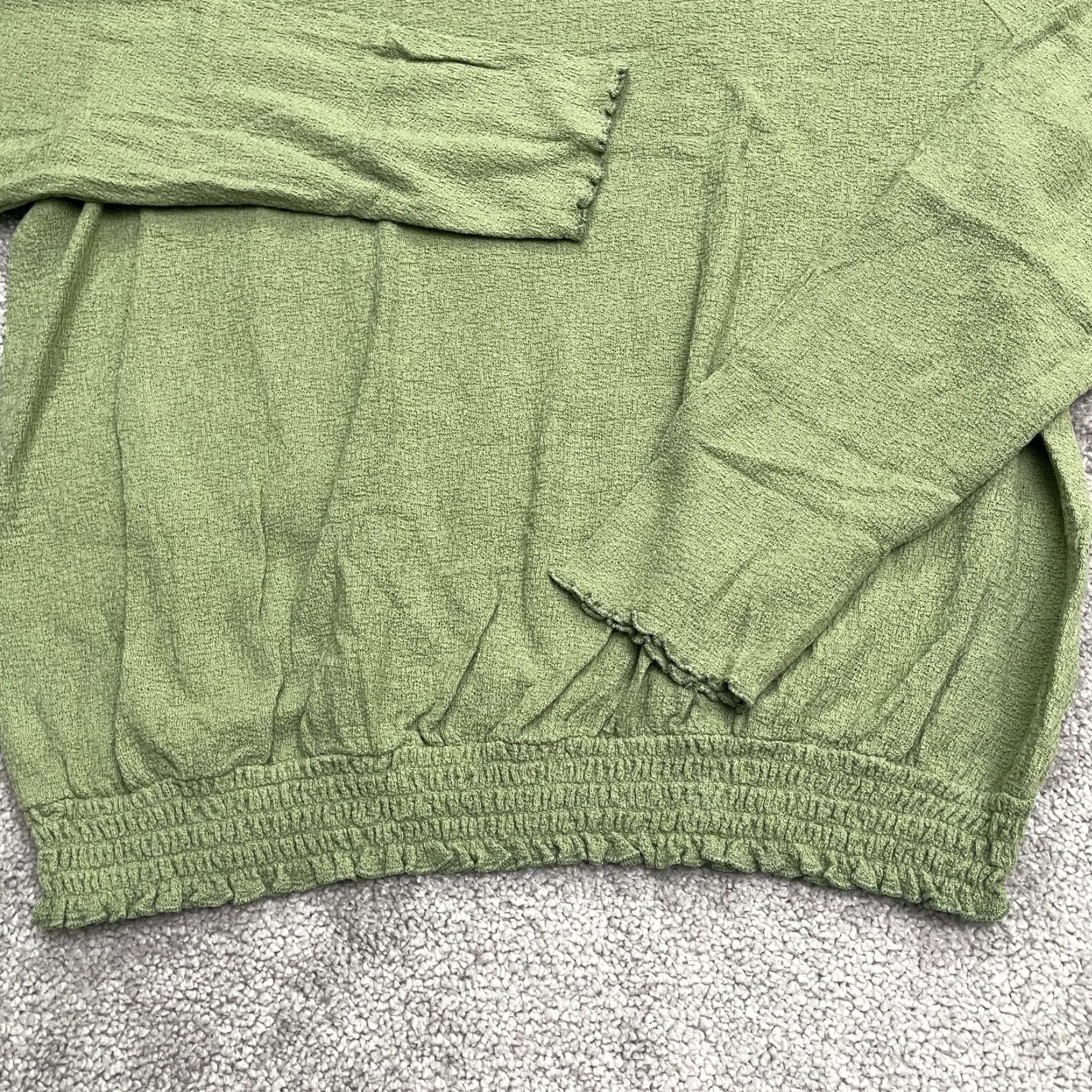 Vintage Time And Tru Blouse Shirt Womens Large Green Knit Crew Neck Long Sleeve Smocked Hem Casual Stretch Autumn Spring Summer Regular Mens? Size L / US 10 / IT 46 - 4 Thumbnail