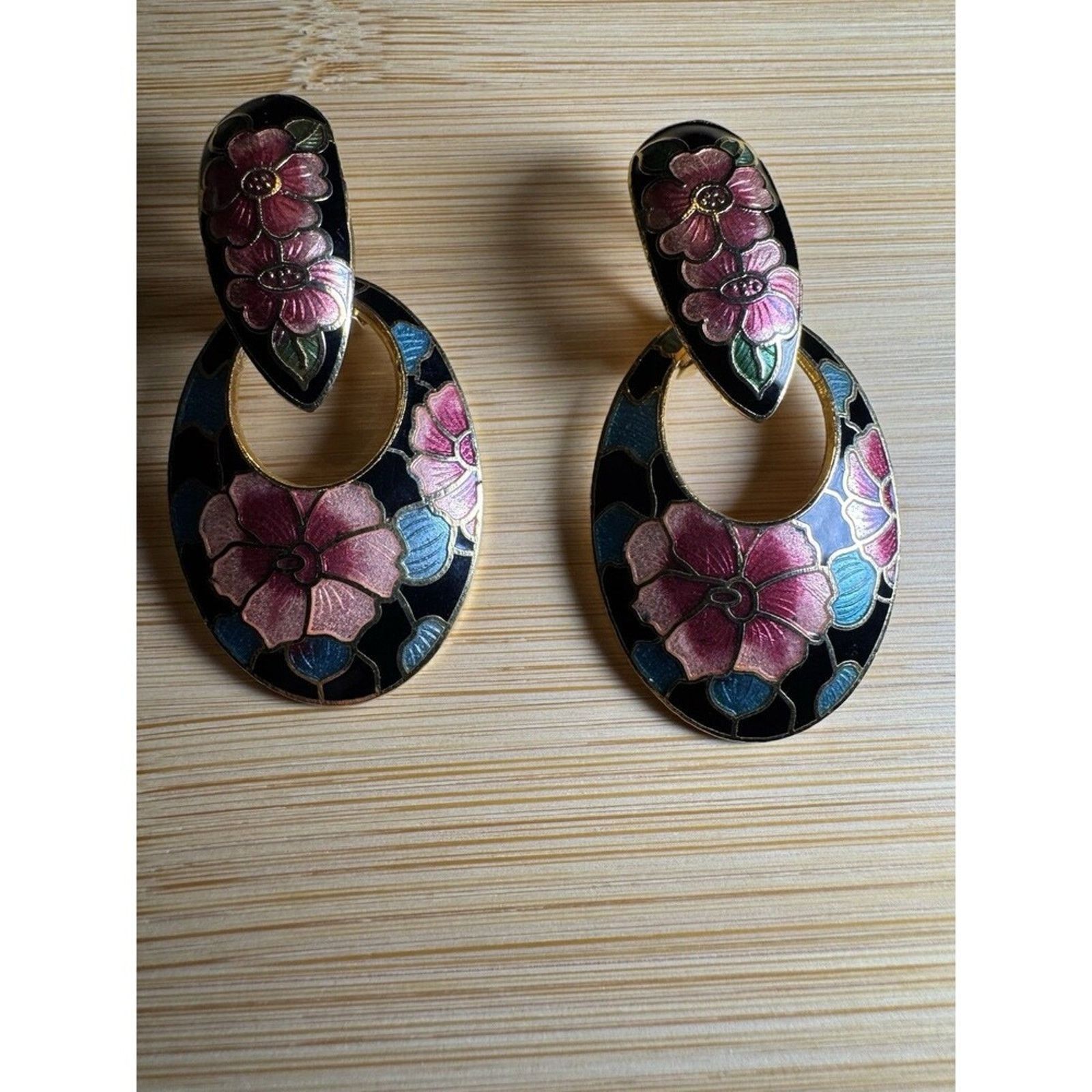 Other White Cloisonne Pierced Gold Tone Teardrop Fashion Earrings Size ONE SIZE - 3 Thumbnail