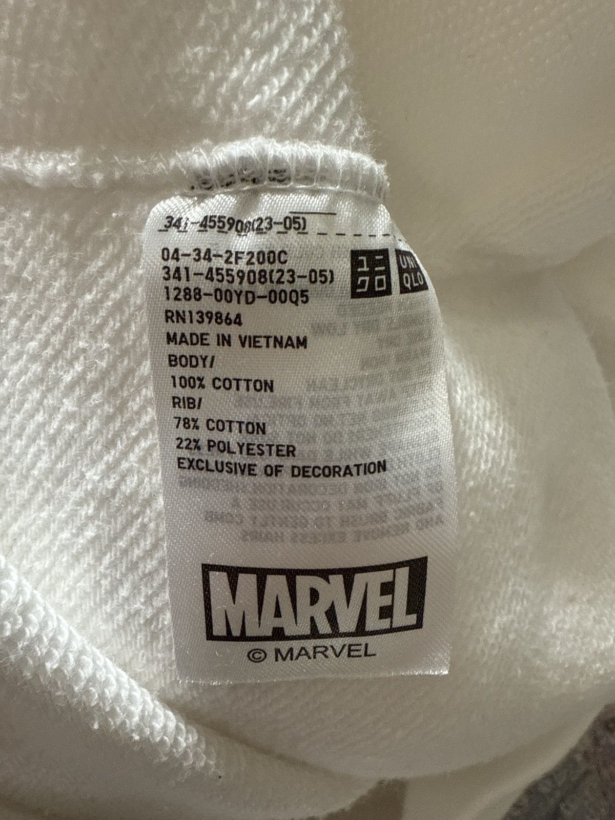 Uniqlo Marvel Spiderman Hoodie Size US XXL / EU 58 / 5 - 5 Thumbnail