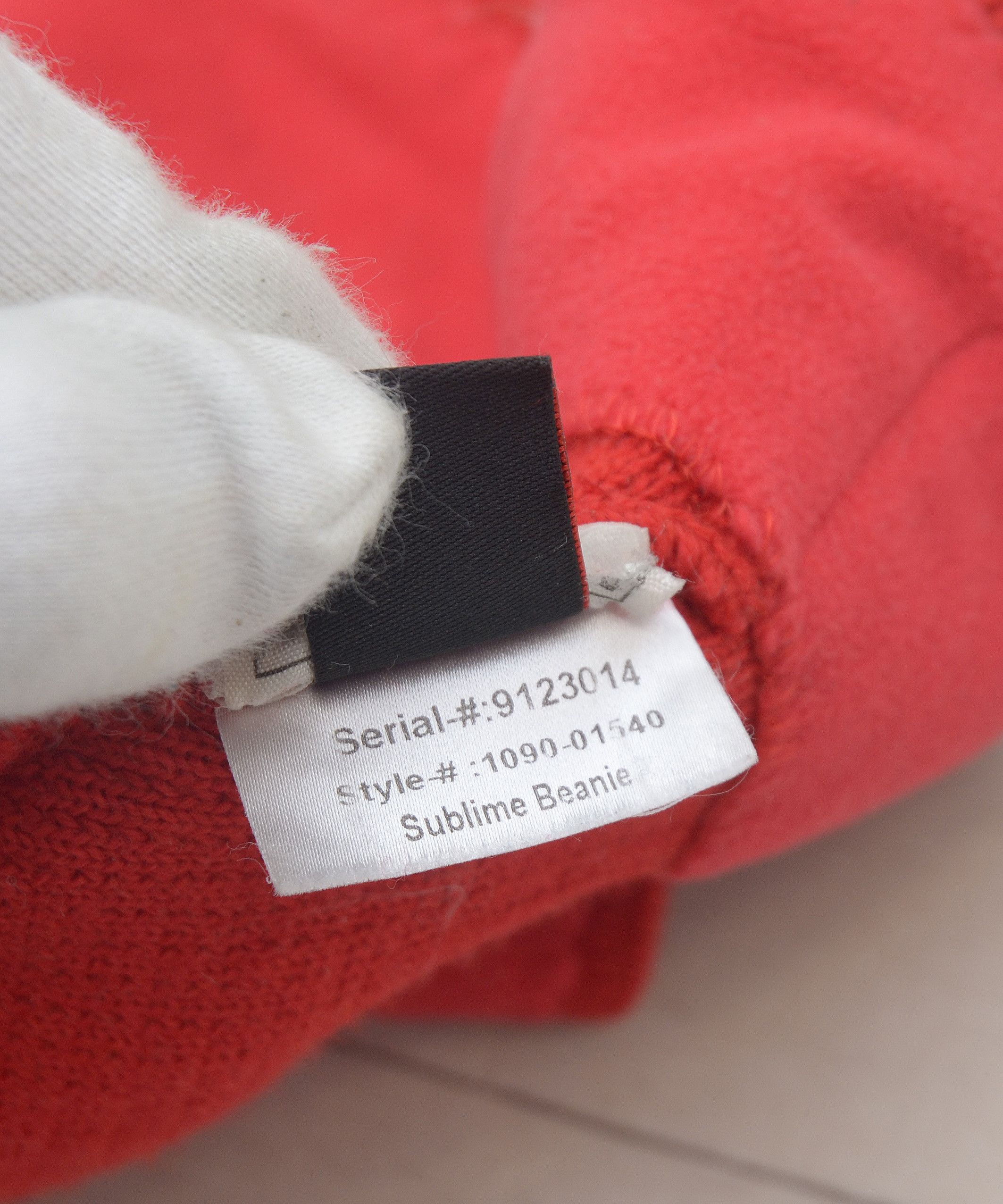 Mammut Mammut Sublime Beanie Snow Cap Hat Red Unisex made Germany Size ONE SIZE - 8 Thumbnail