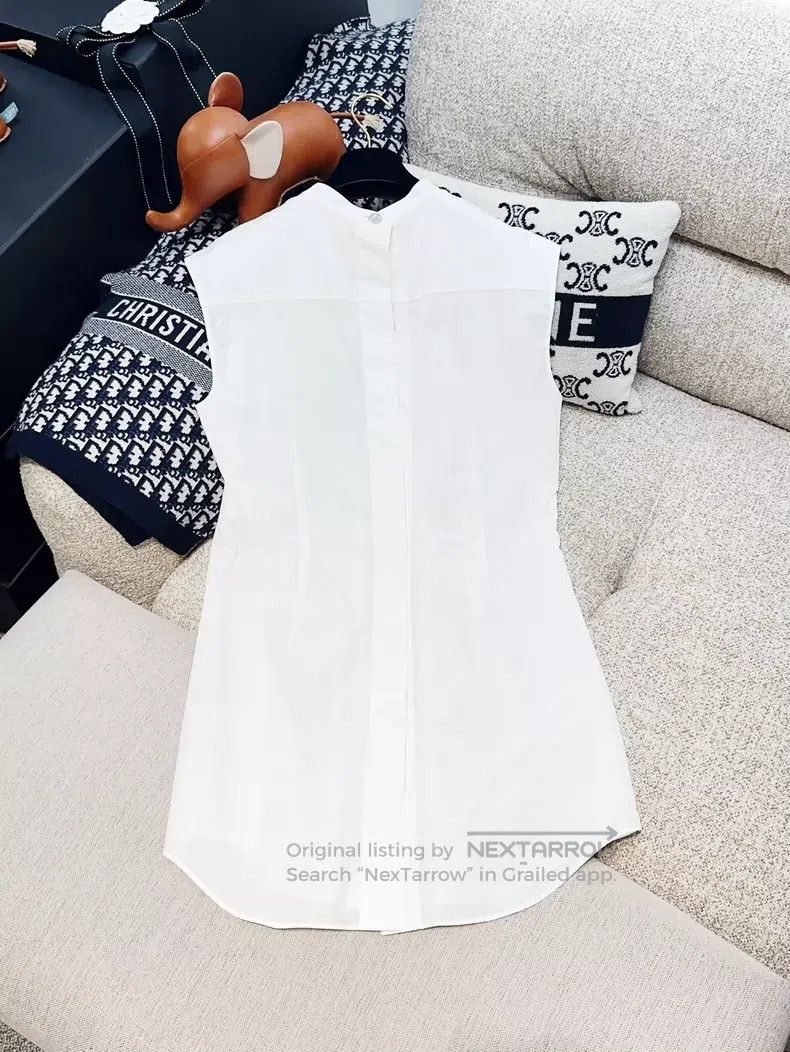 Chanel Chanel 22P white one-button sleeveless shirt Size XS / US 0-2 / IT 36-38 - 2 Thumbnail