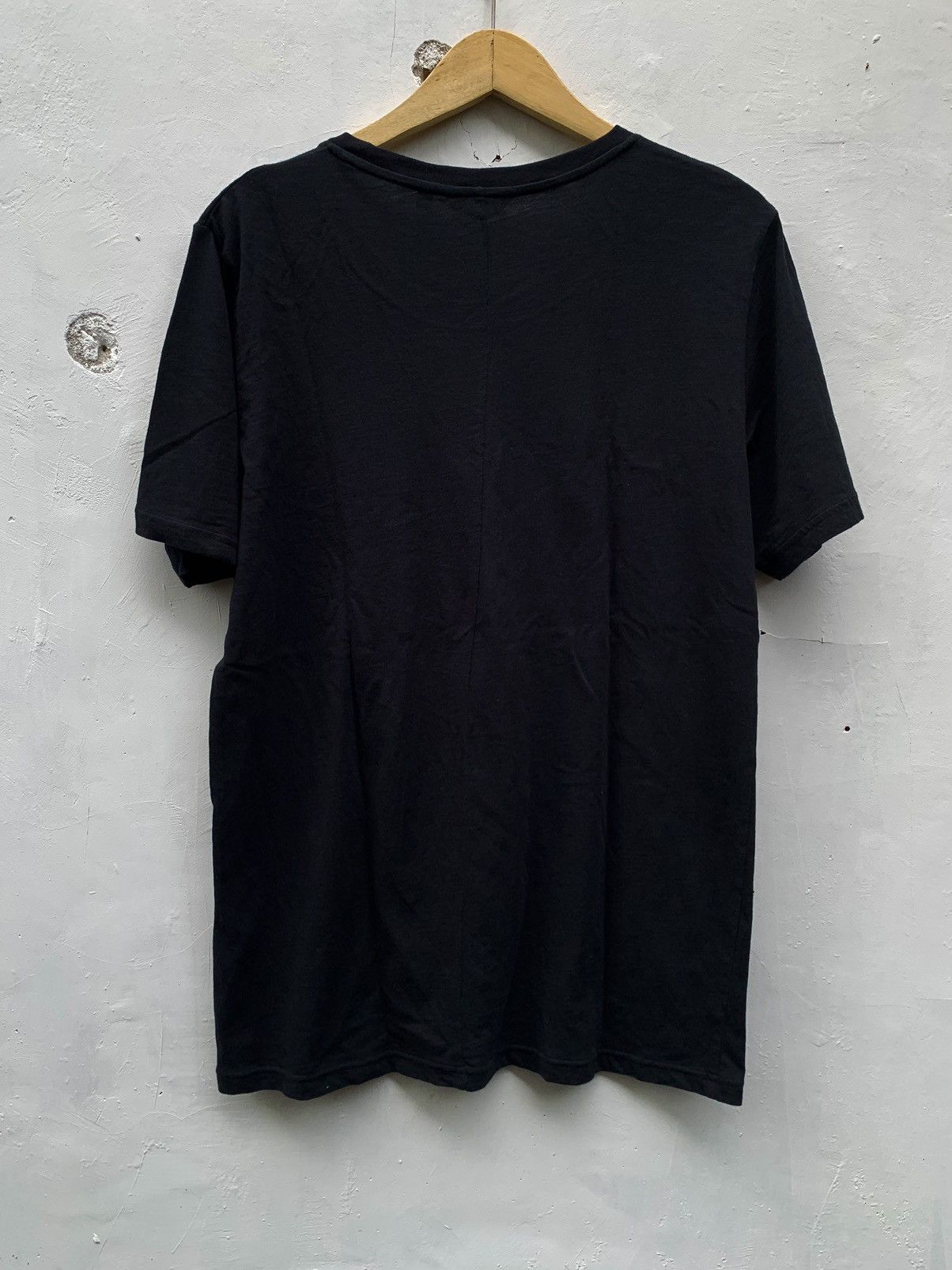 Japanese Brand Uniqlo x undercover t shirt Size US L / EU 52-54 / 3 - 2 Thumbnail
