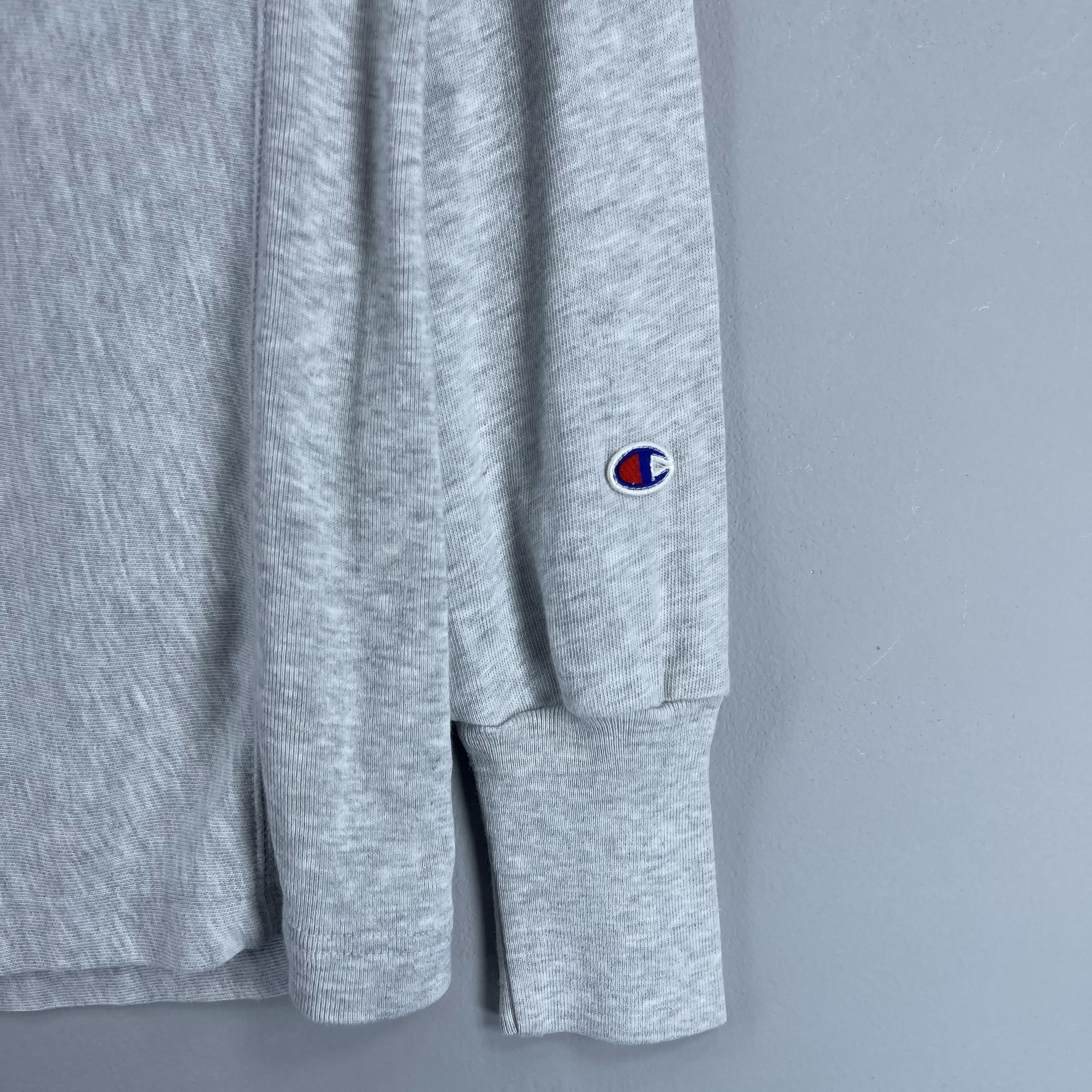 Champion Vintage CHAMPION Reverse Weave Long Sleeves Tshirt Size US M / EU 48-50 / 2 - 2 Thumbnail