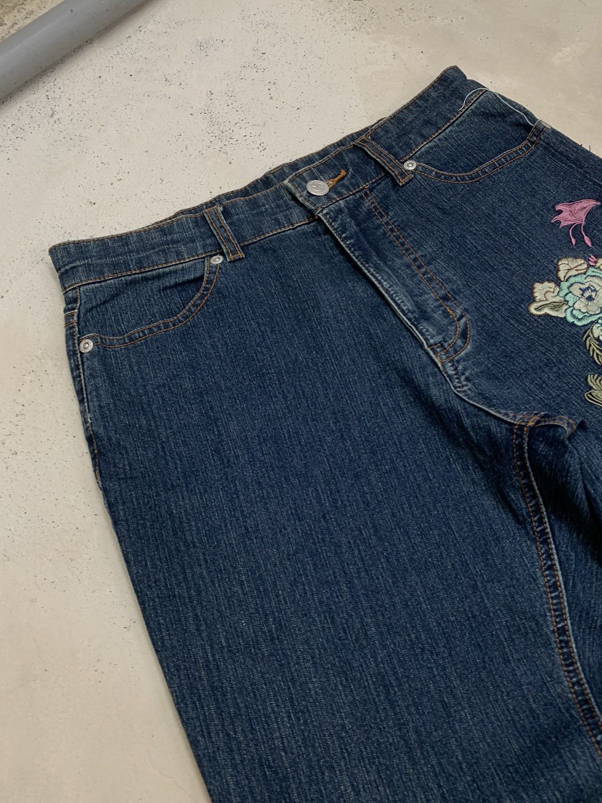 Japanese Brand Floral Roses Affliction Embroidery Designer Style Jeans Size 27" / US 4 / IT 40 - 5 Thumbnail
