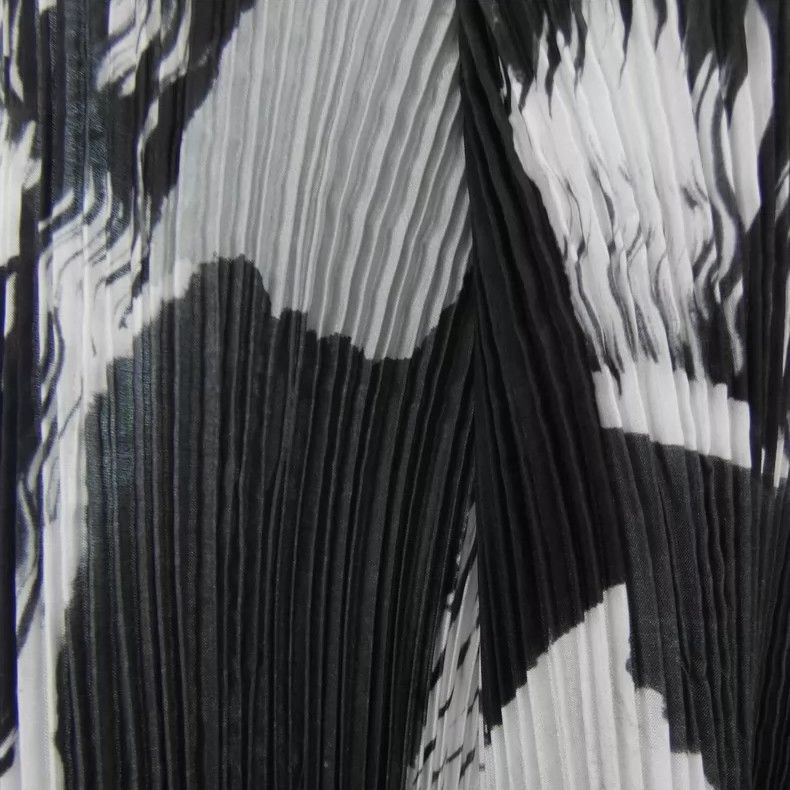 Issey Miyake Issey Miyake Ink-wash pleated sleeveless top Size M / US 6-8 / IT 42-44 - 4 Thumbnail