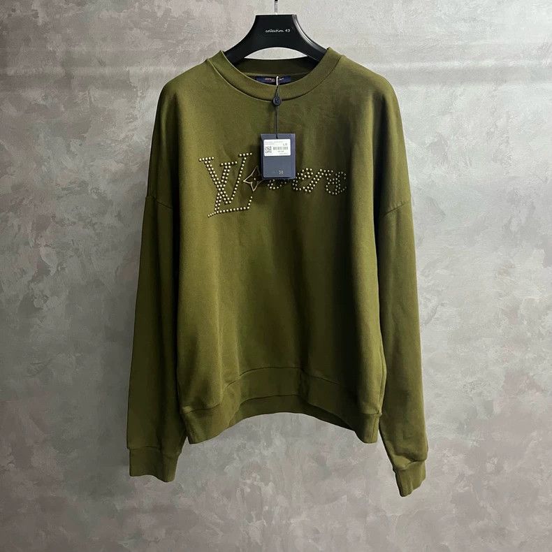 Louis Vuitton Louis Vuitton Army Green Logo Stud Printed Crew Neck Long Size US L / EU 52-54 / 3 - 1 Thumbnail