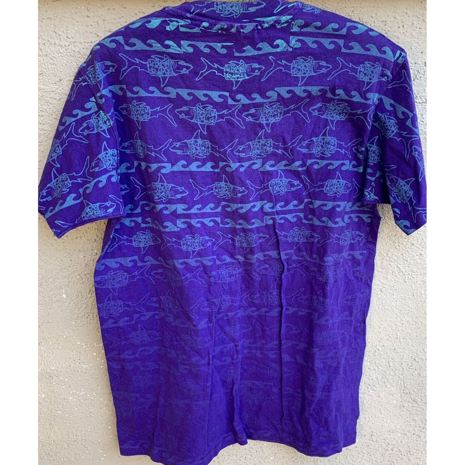 Hanes VINTAGE Monterey All Over Print Shark In Sunglasses & Shirt T-Shirt 80s 90s L Mens Purple Graphic Tee Hanes 100% Cotton Short Sleeve Sportswear/Beach Size US L / EU 52-54 / 3 - 6 Thumbnail