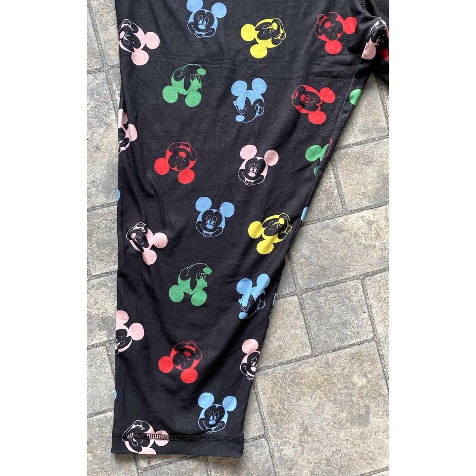 Disney Disney Mickey Mouse Leggings Women 1X Cropped Black Multicolor Size 40" / US 18 - 3 Thumbnail