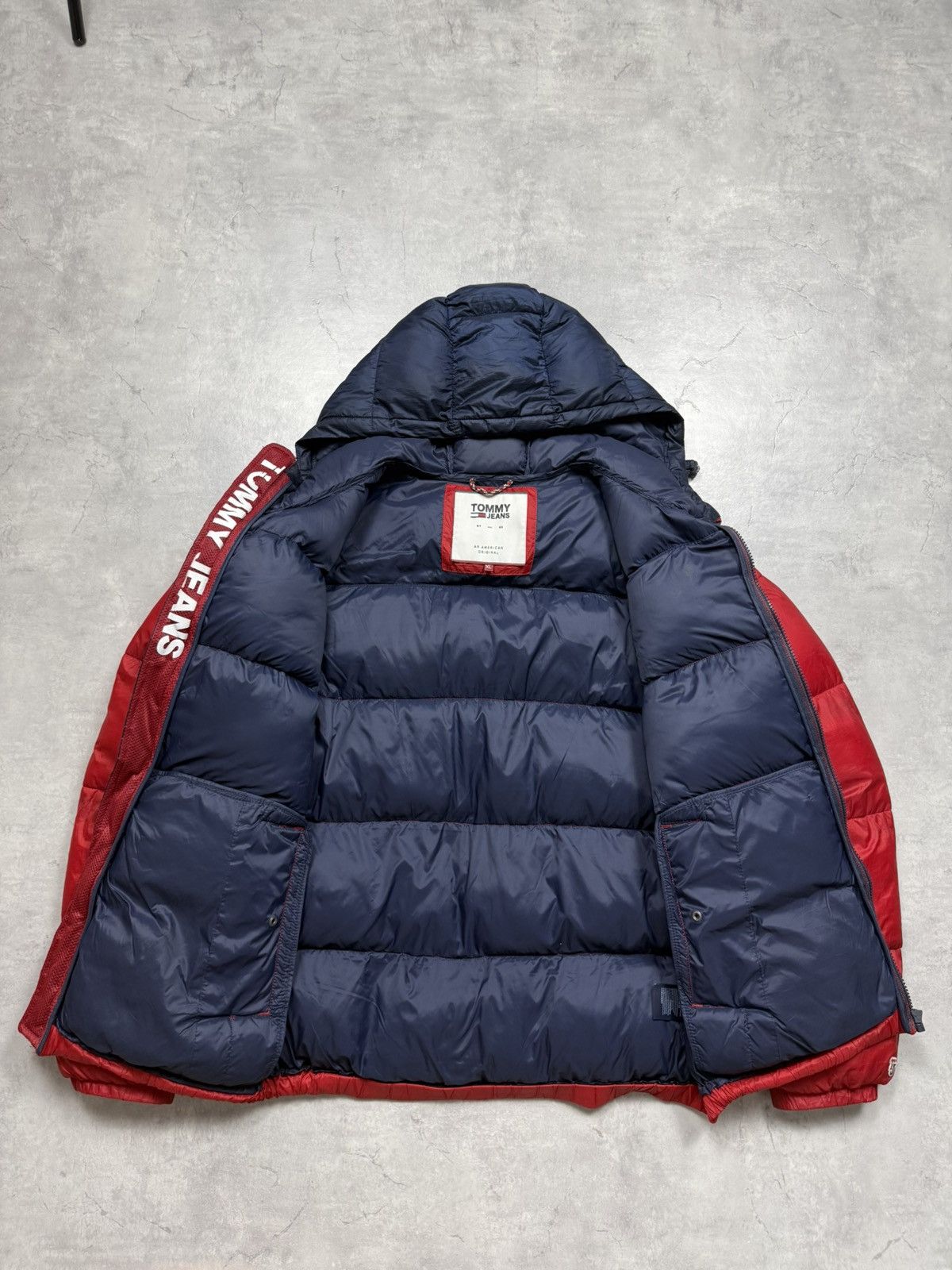 Tommy Hilfiger Tommy Hilfiger Down Jacket Size US XL / EU 56 / 4 - 6 Thumbnail