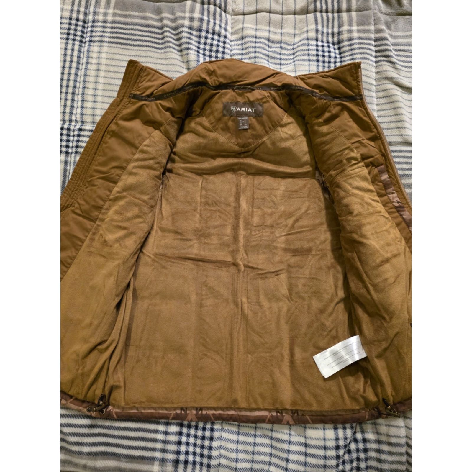 Ariat Ariat Vest Geometric Aztec Insulated Concealed Carry Mid-Length Stand-Up Collar Logo Men's S NEW NWT Size US S / EU 44-46 / 1 - 3 Thumbnail