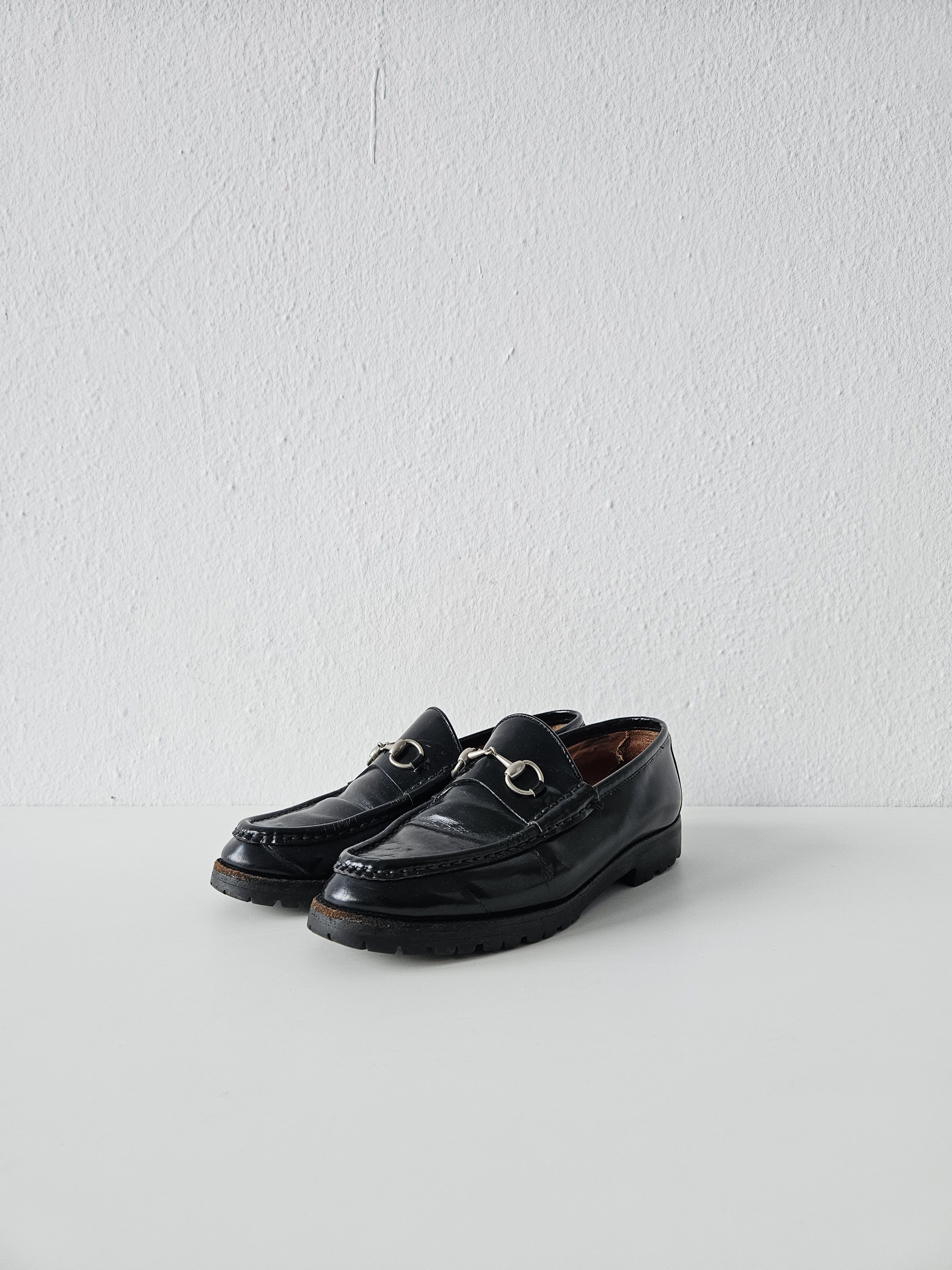 Gucci Vintage Gucci notched sole patent leather horsebit loafers Size US 7 / IT 37 - 2 Thumbnail