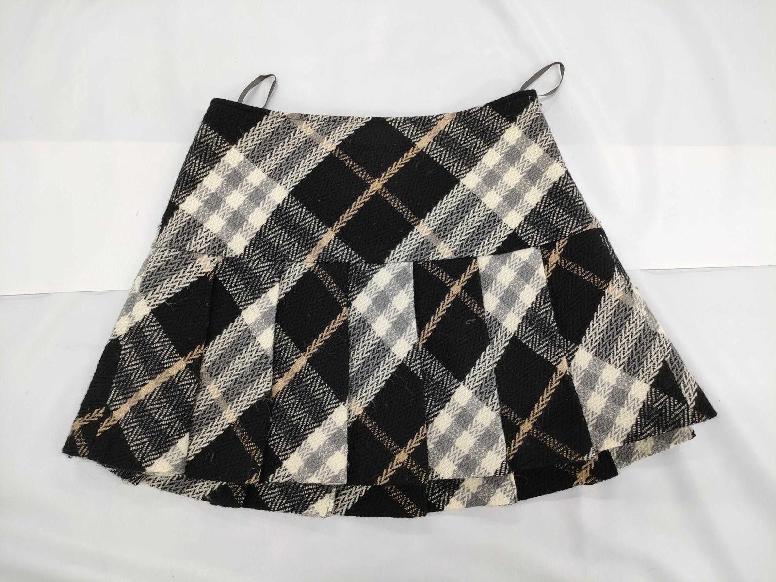 Burberry Burberry Blue Label Tweed Skirt Size 30" / US 8 / IT 44 - 1 Thumbnail
