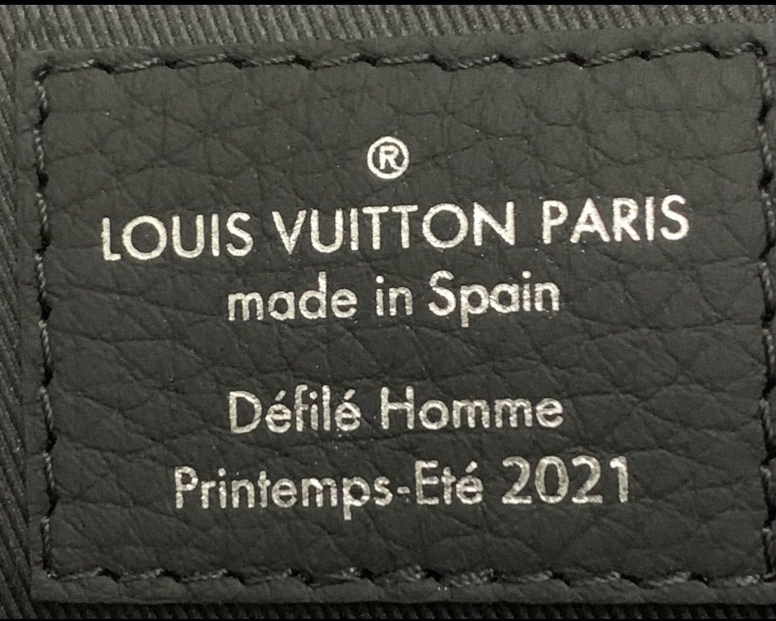 Louis Vuitton LOUIS VUITTON 'Zoom With Friends' A4 Pouch Bag Size ONE SIZE - 10 Thumbnail