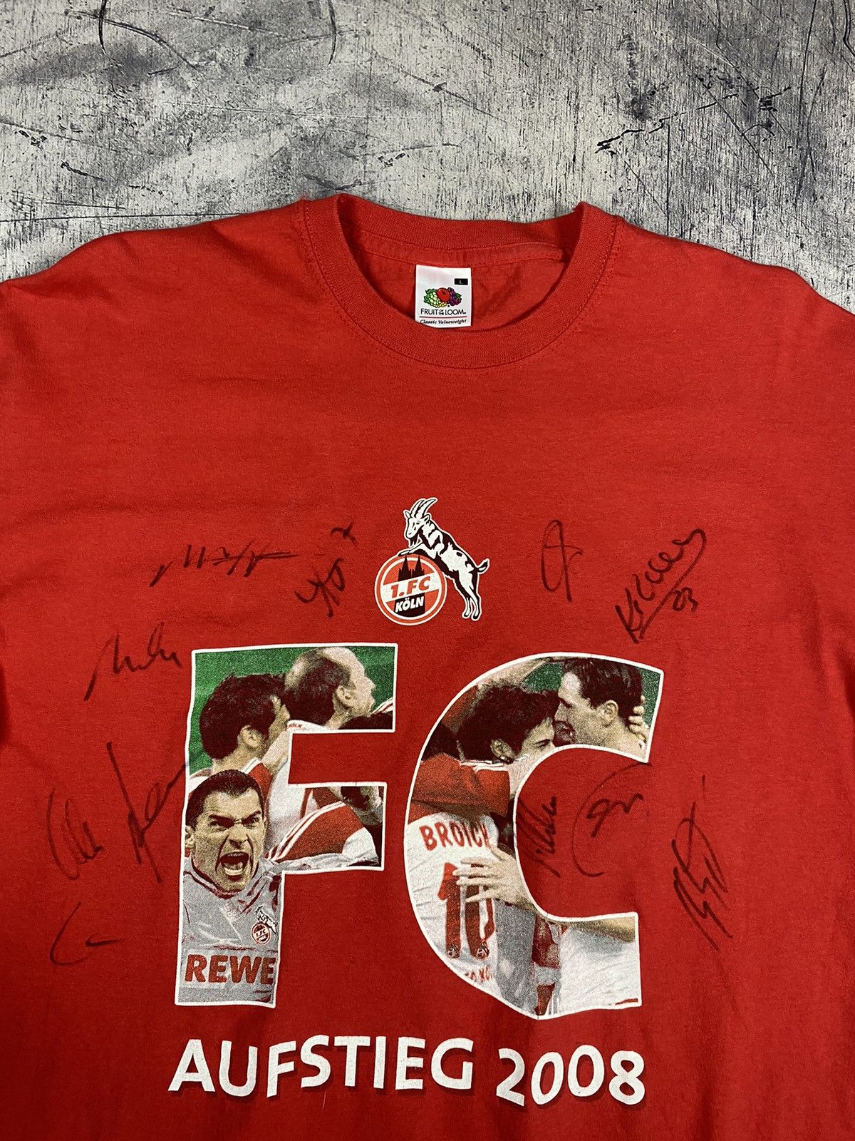 Vintage Vintage 1.FC Köln Aufstieg 2008 Autograph Tee T Shirt Size US L / EU 52-54 / 3 - 5 Thumbnail