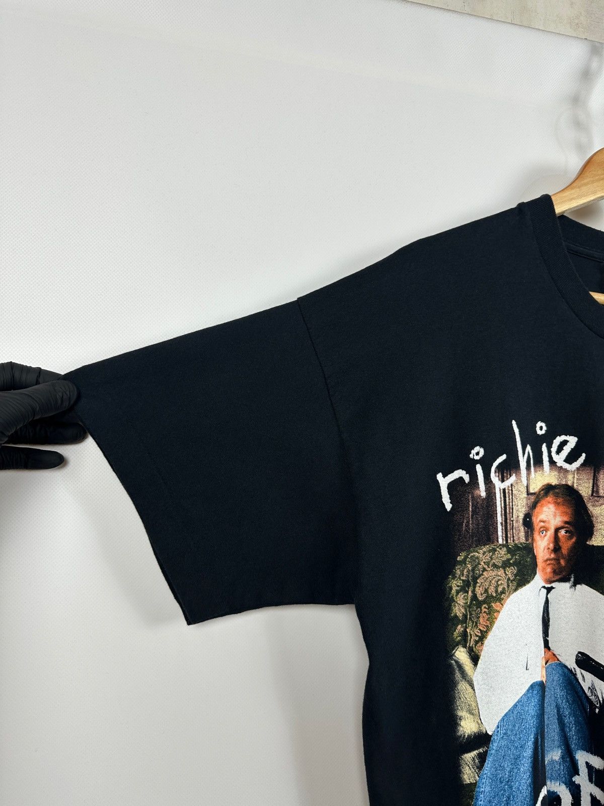 Vintage Vintage Richie + Eddie Are Arseholes Bottom Live T-Shirt Size US XL / EU 56 / 4 - 9 Thumbnail