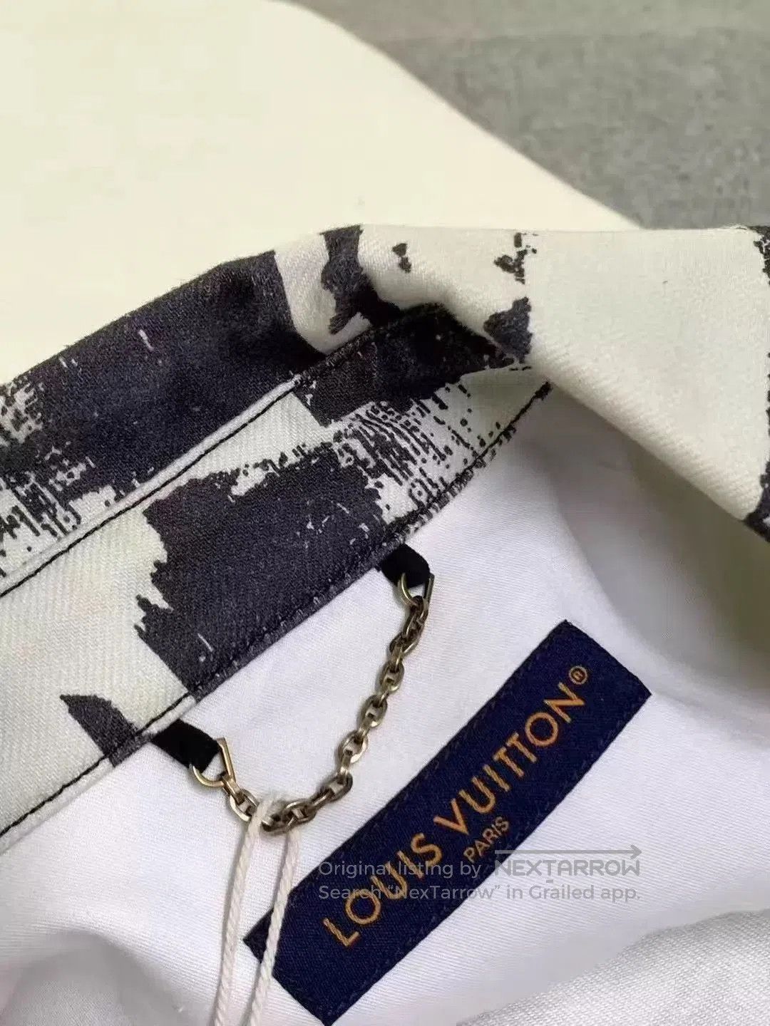 Louis Vuitton Black and White Graphic Short Sleeve Shirt. Size US L / EU 52-54 / 3 - 4 Thumbnail