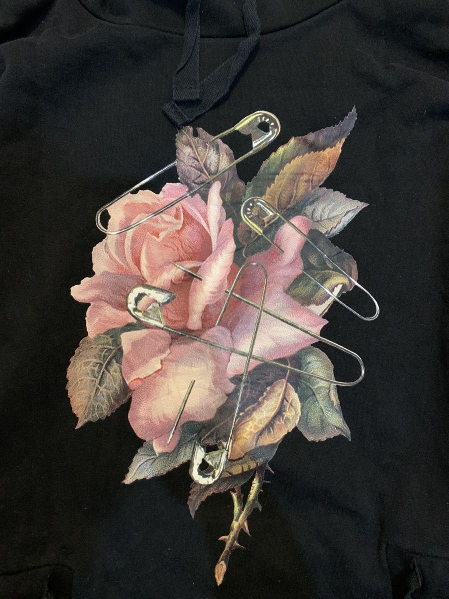 GU × Japanese Brand × Undercover GU X Undercover Hoodie oversize flowers Size US L / EU 52-54 / 3 - 4 Thumbnail