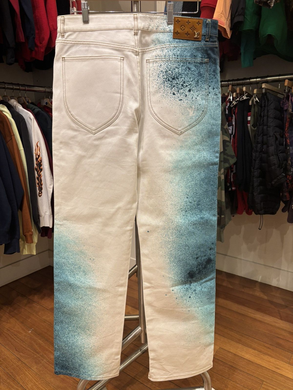 Louis Vuitton LV Spray Denim Size US 34 / EU 50 - 2 Thumbnail