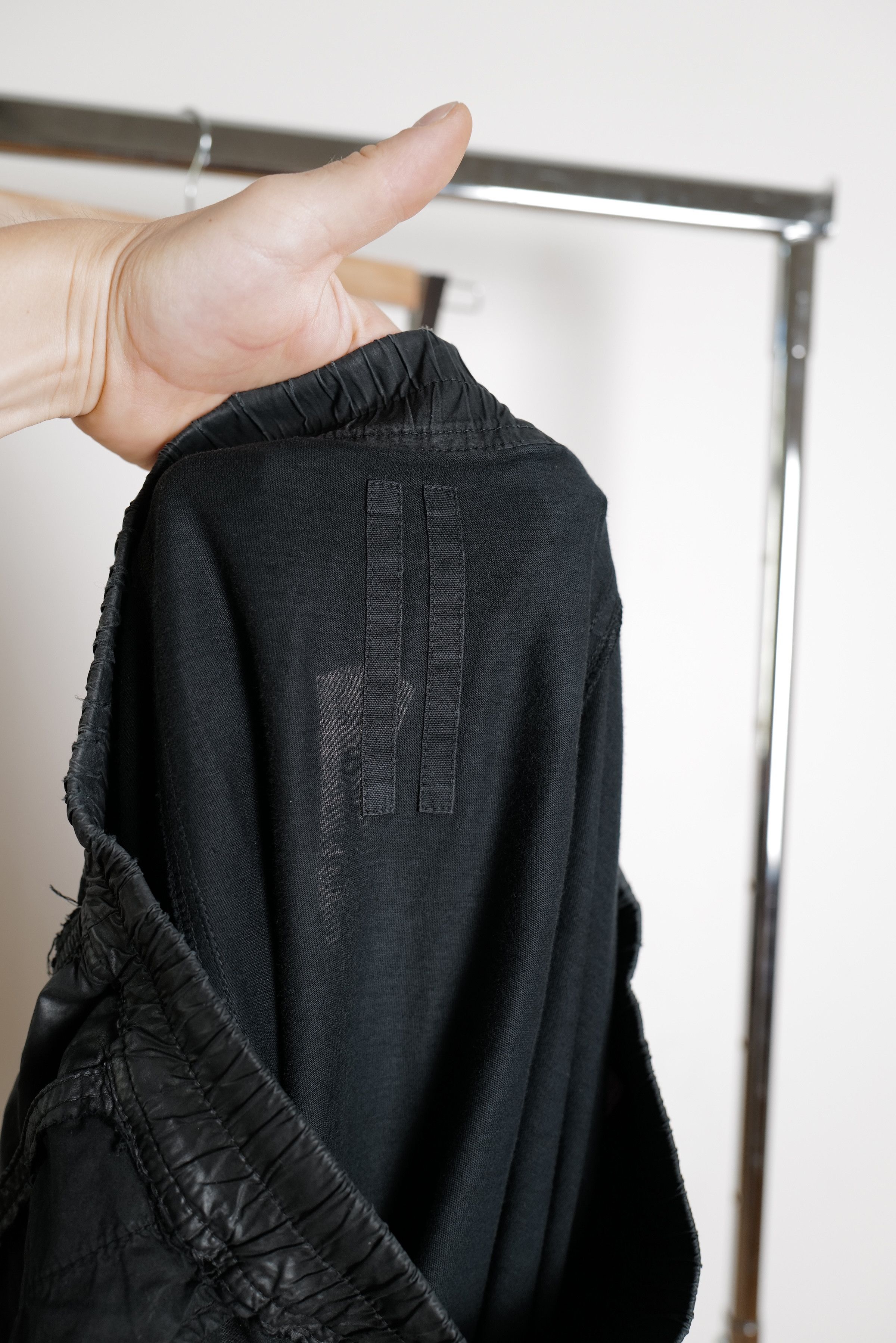 Rick Owens ARCHIVE WAXED INSIDEOUT SHORTS Size US 34 / EU 50 - 20 Thumbnail